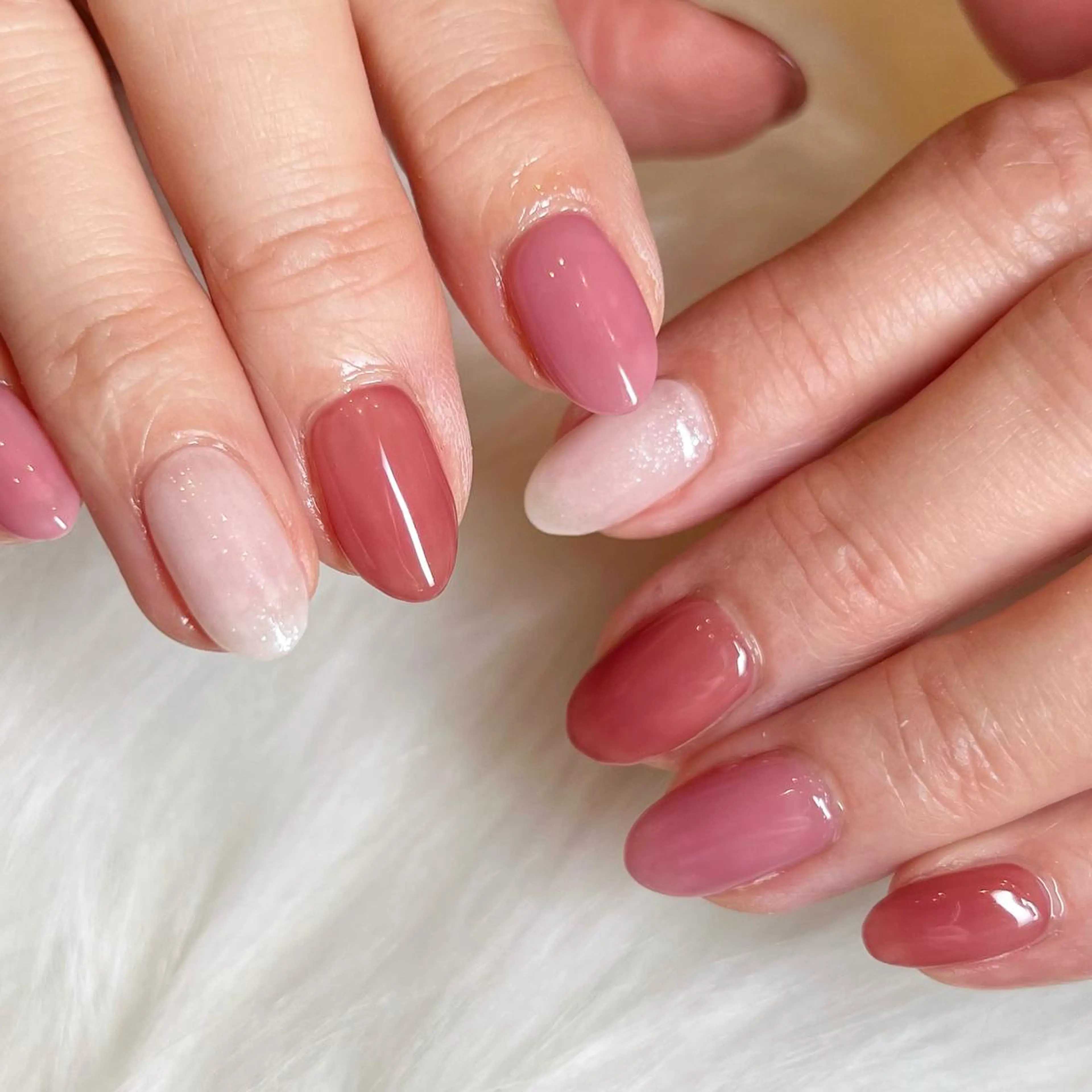 ネイル オフィスネイル ワンカラーネイル ピンク シンプルネイル ハンドネイル 藤本 楓のネイルデザイン