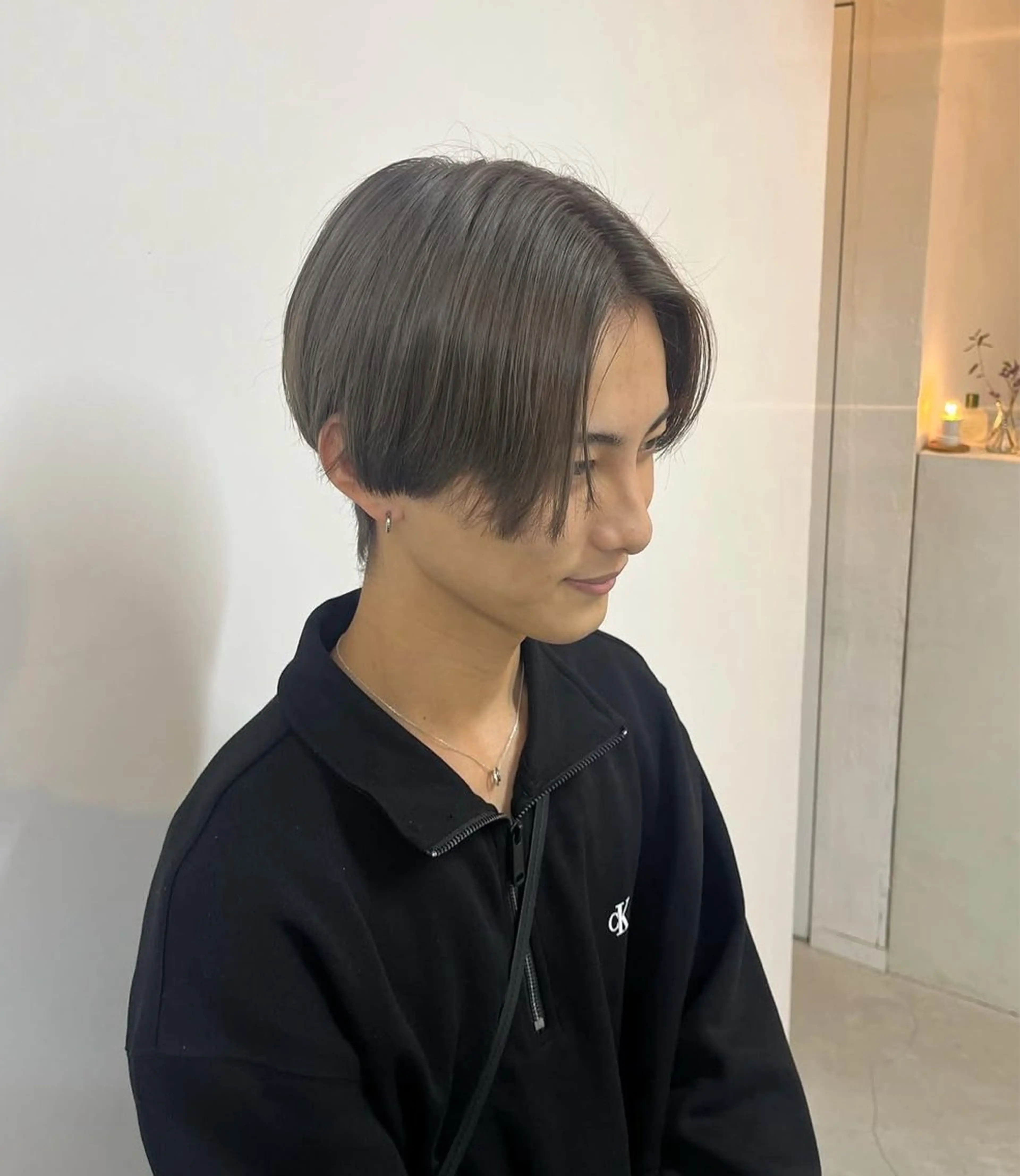 カラー メンズ メンズブリーチ ブリーチ グレージュ ヘアカラー person♡kii マオのヘアスタイル