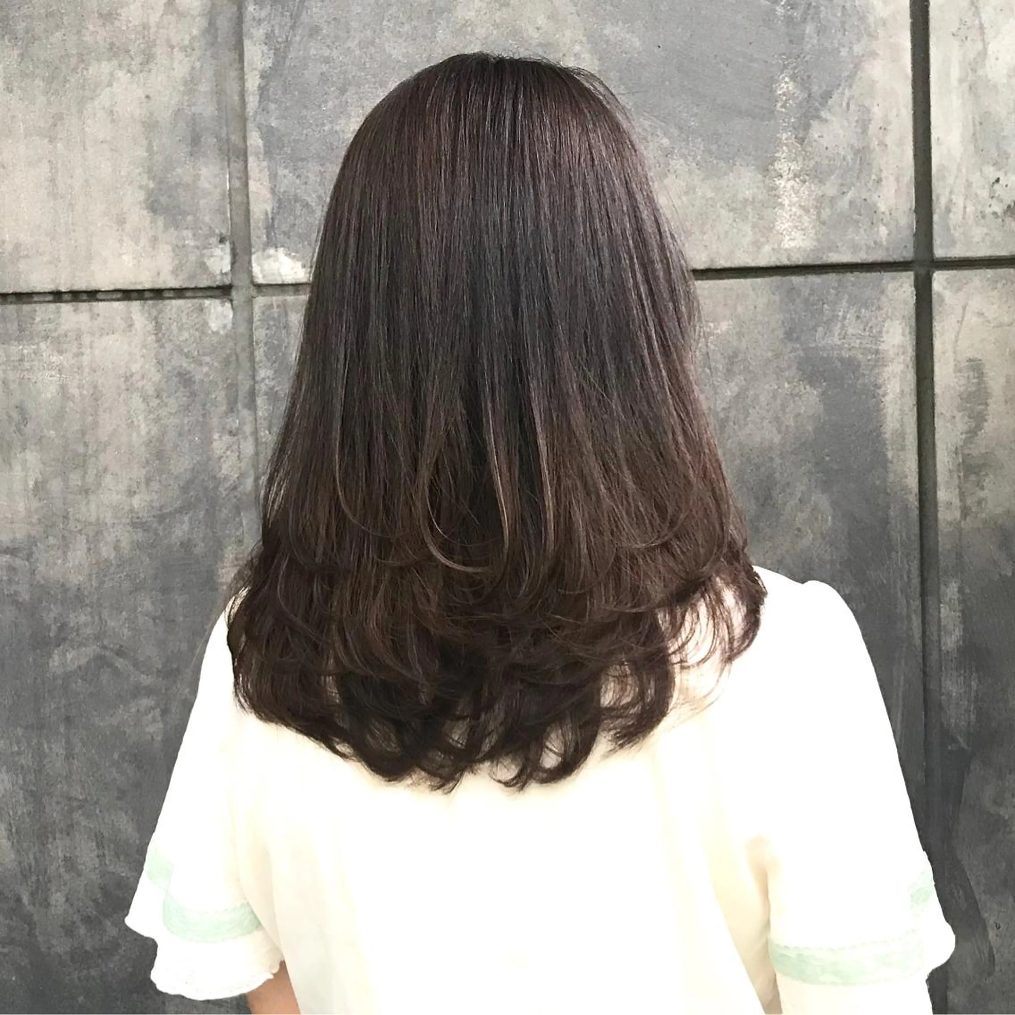 ミディアム ミディアムレイヤー タンバルモリ ヨシンモリ ムルギョル巻き 韓国風ヘア サロウィン所属・K-POP好き美容師 🇰🇷Kai.Yのヘアスタイル