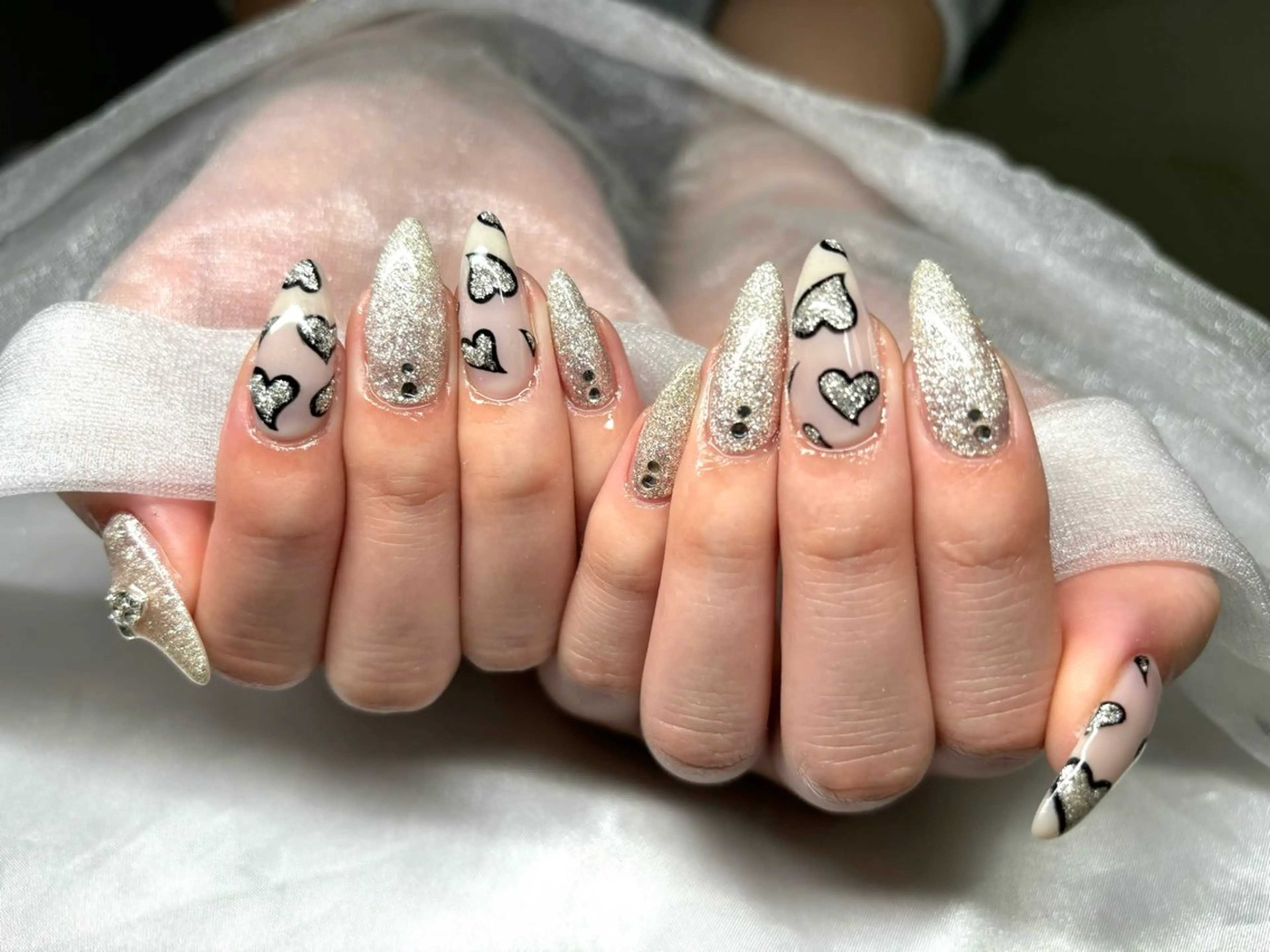 ネイル Roi〈ロワ〉 Akariのネイルデザイン