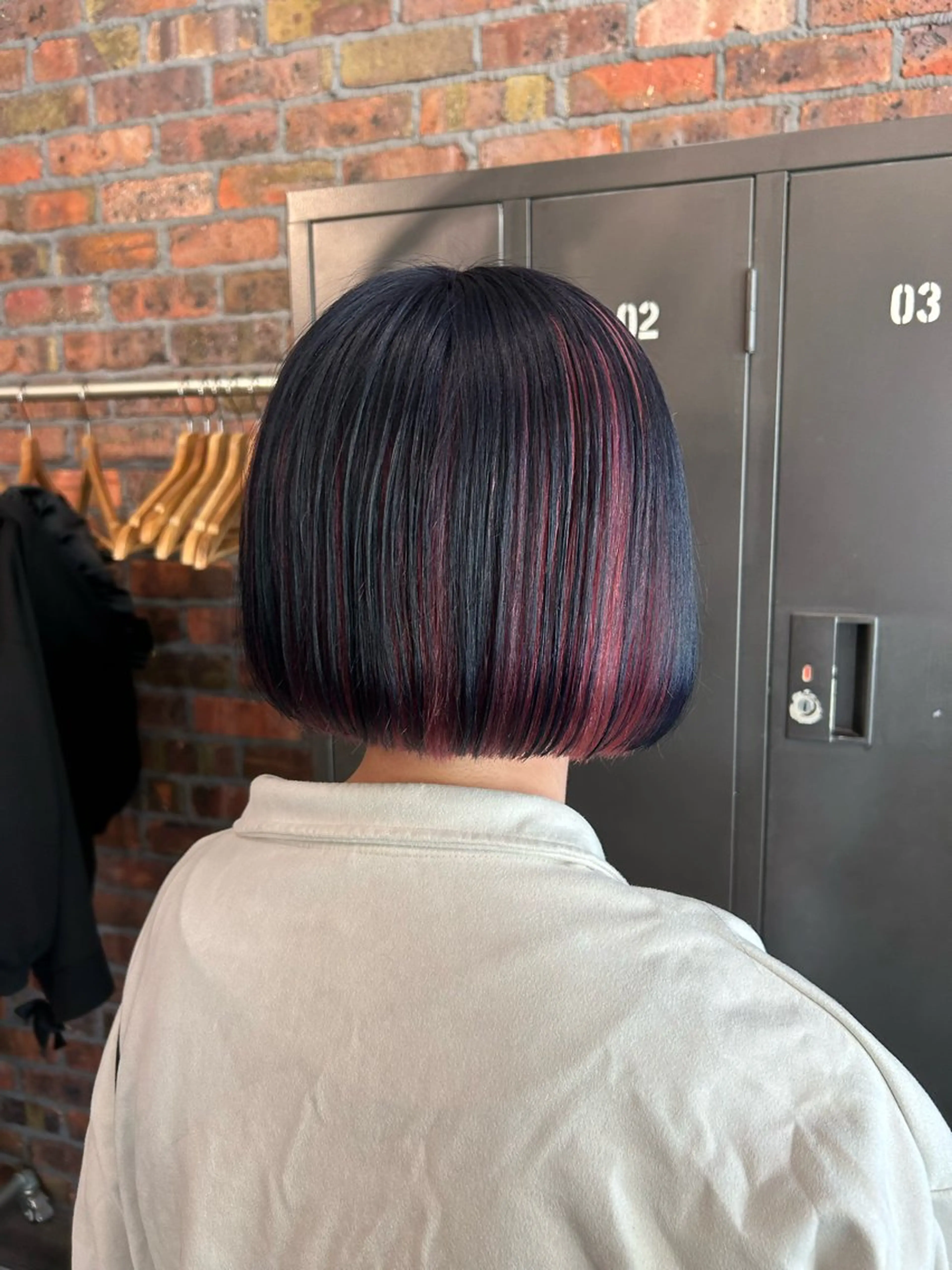 インナーカラー『 インナーブリーチ➕全体カラー』➕コアミートリートメント🪼ᩚの写真