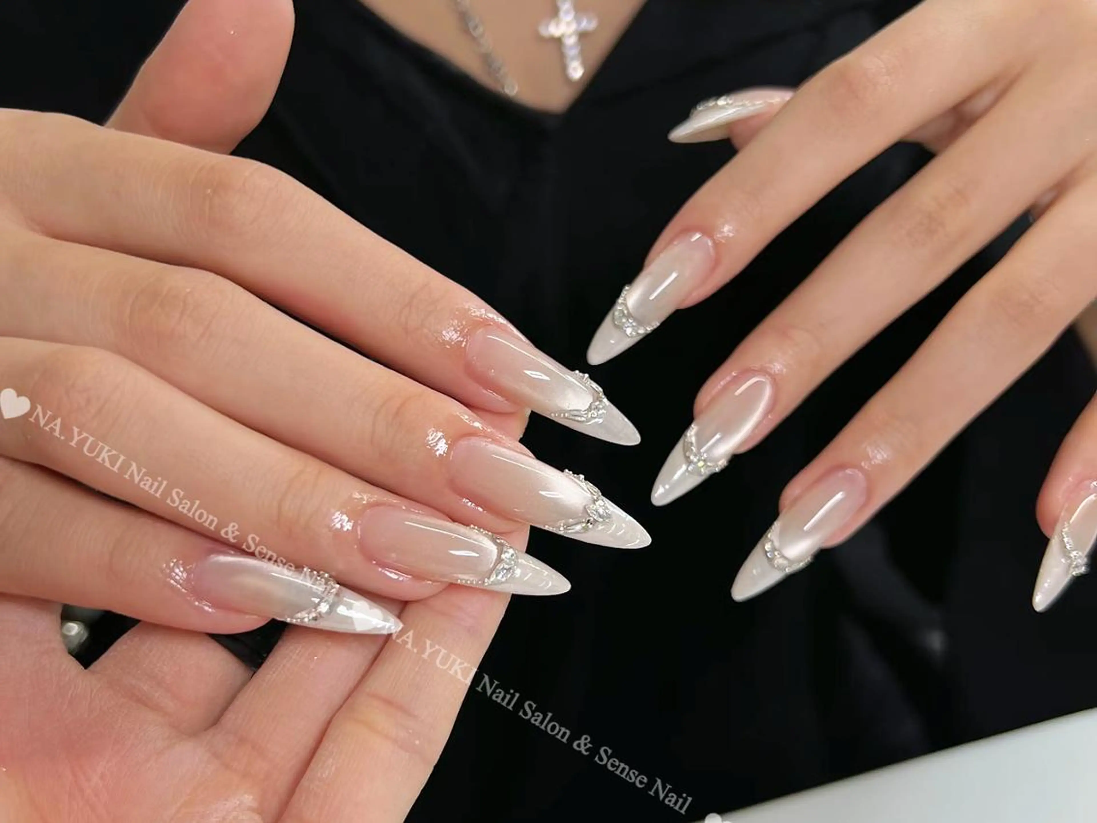 ネイル Mina. 🦢のネイルデザイン