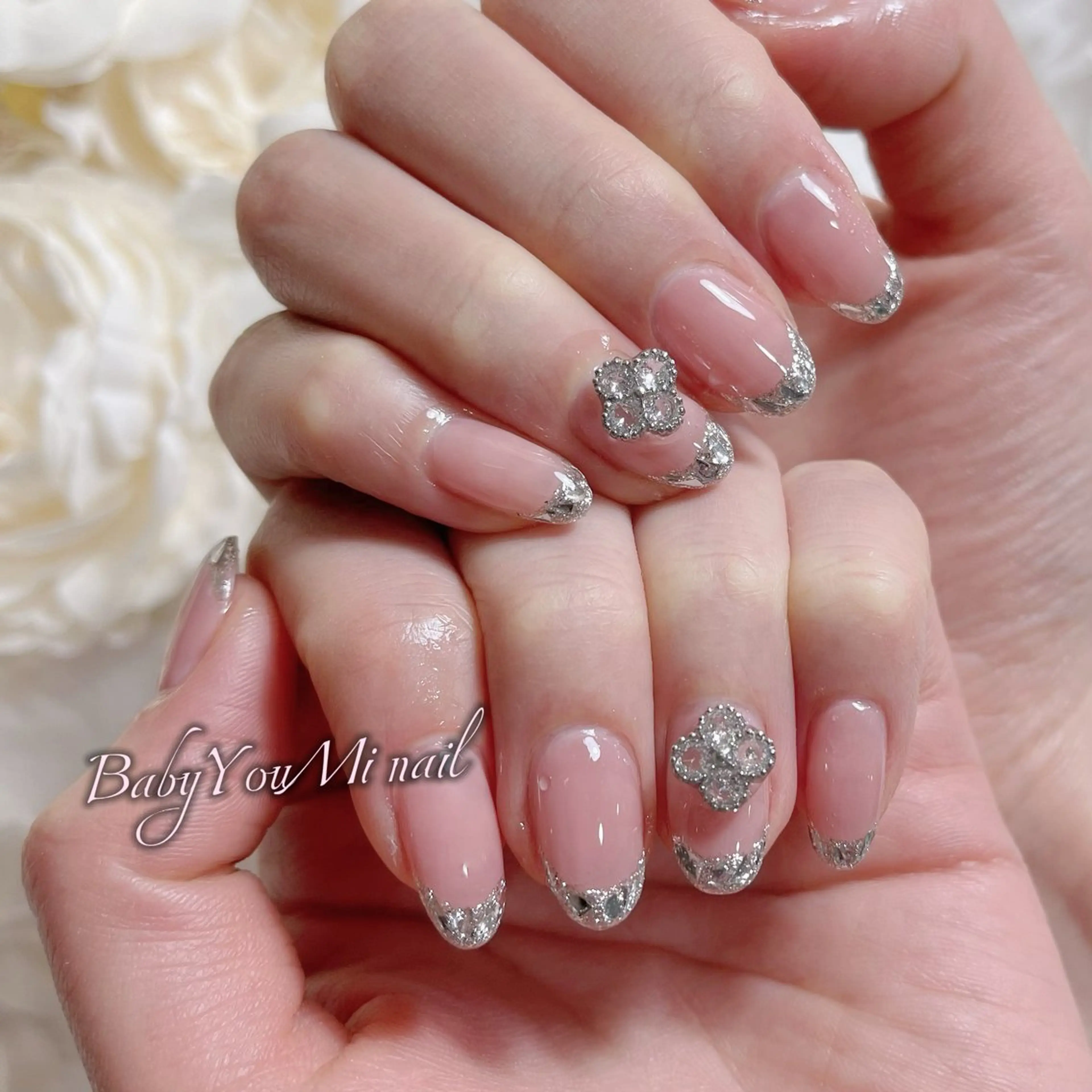 ネイル オーロラネイル 成人式 フットネイル フレンチネイル ジェルネイル ハンドネイル Oomiya 服部のネイルデザイン