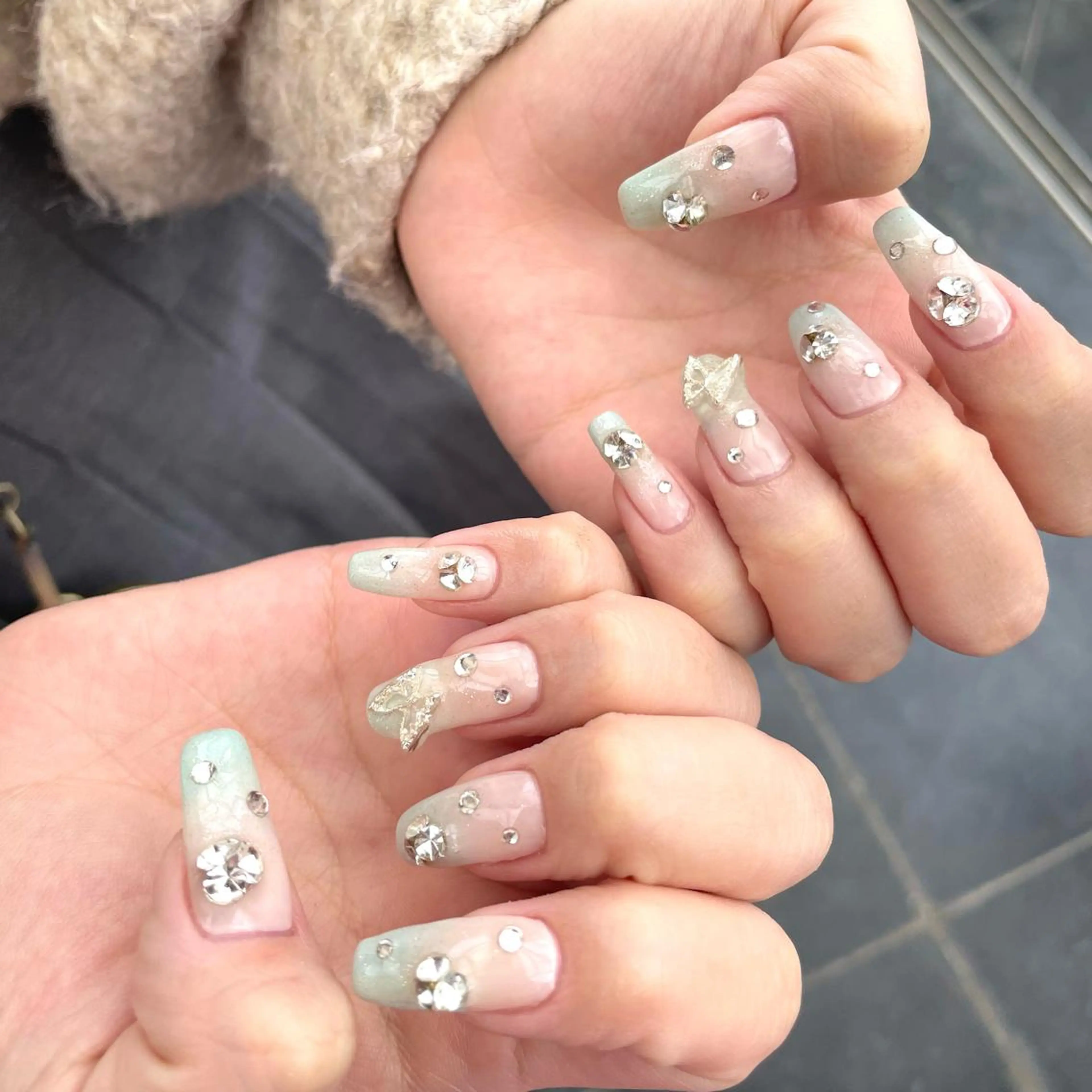 ネイル ハンドネイル Nail ヌシん家 AKANEのネイルデザイン
