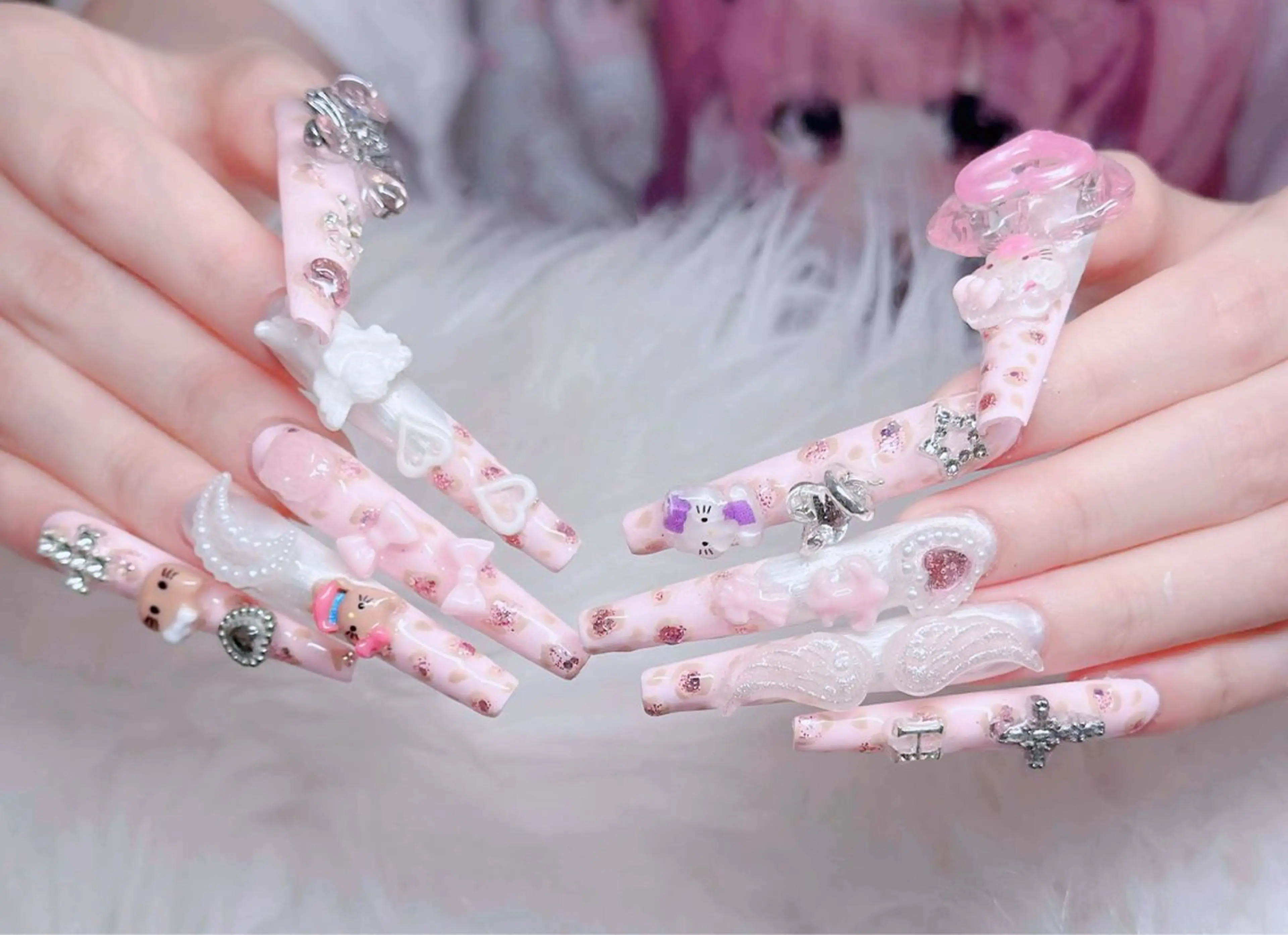 ネイル オーロラネイル クリアネイル フラッシュネイル ジェルネイル グラデーション ハンドネイル Amee Nail Salonのネイルデザイン