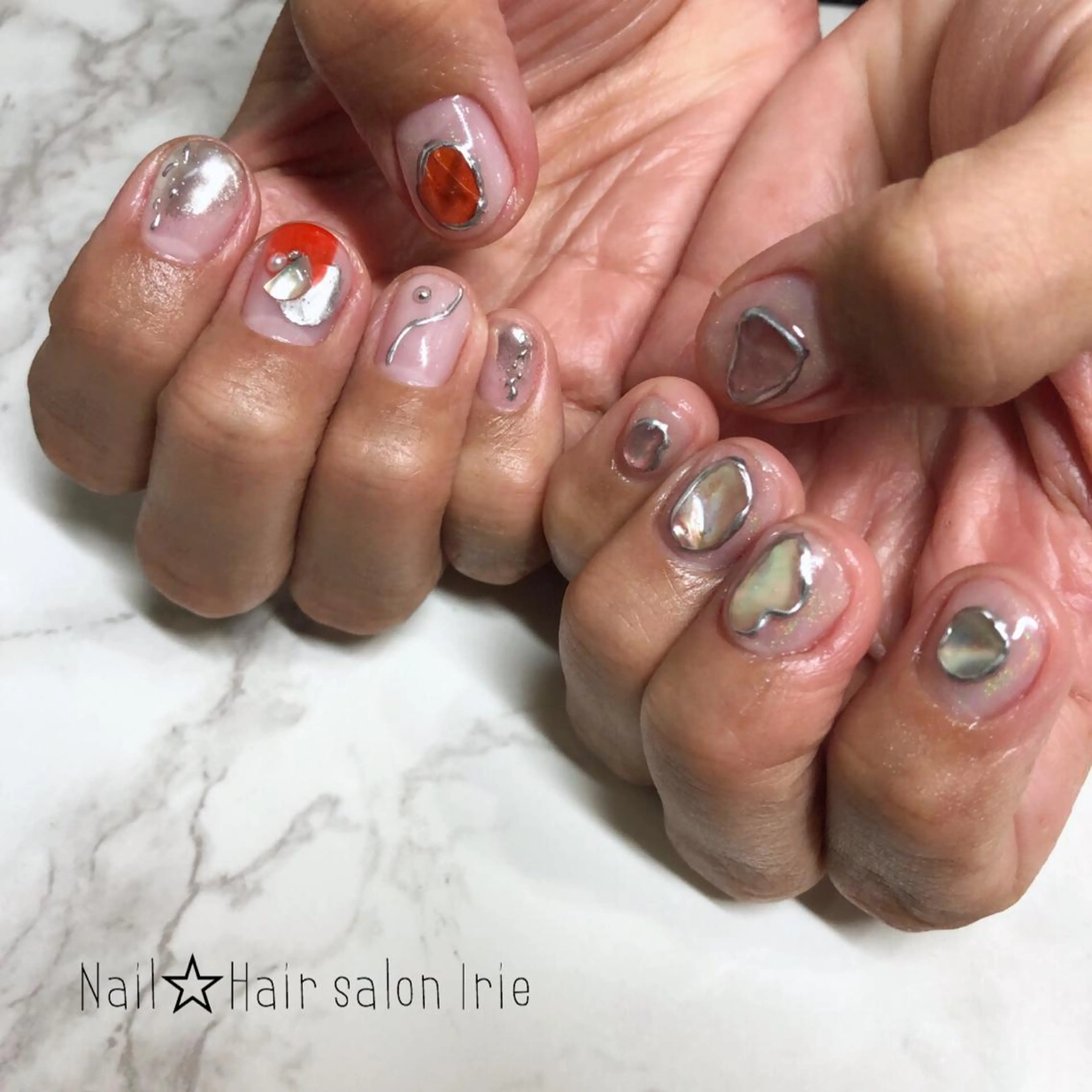 ネイル Hair salon Irie所属・與儀 知佳のネイルデザイン