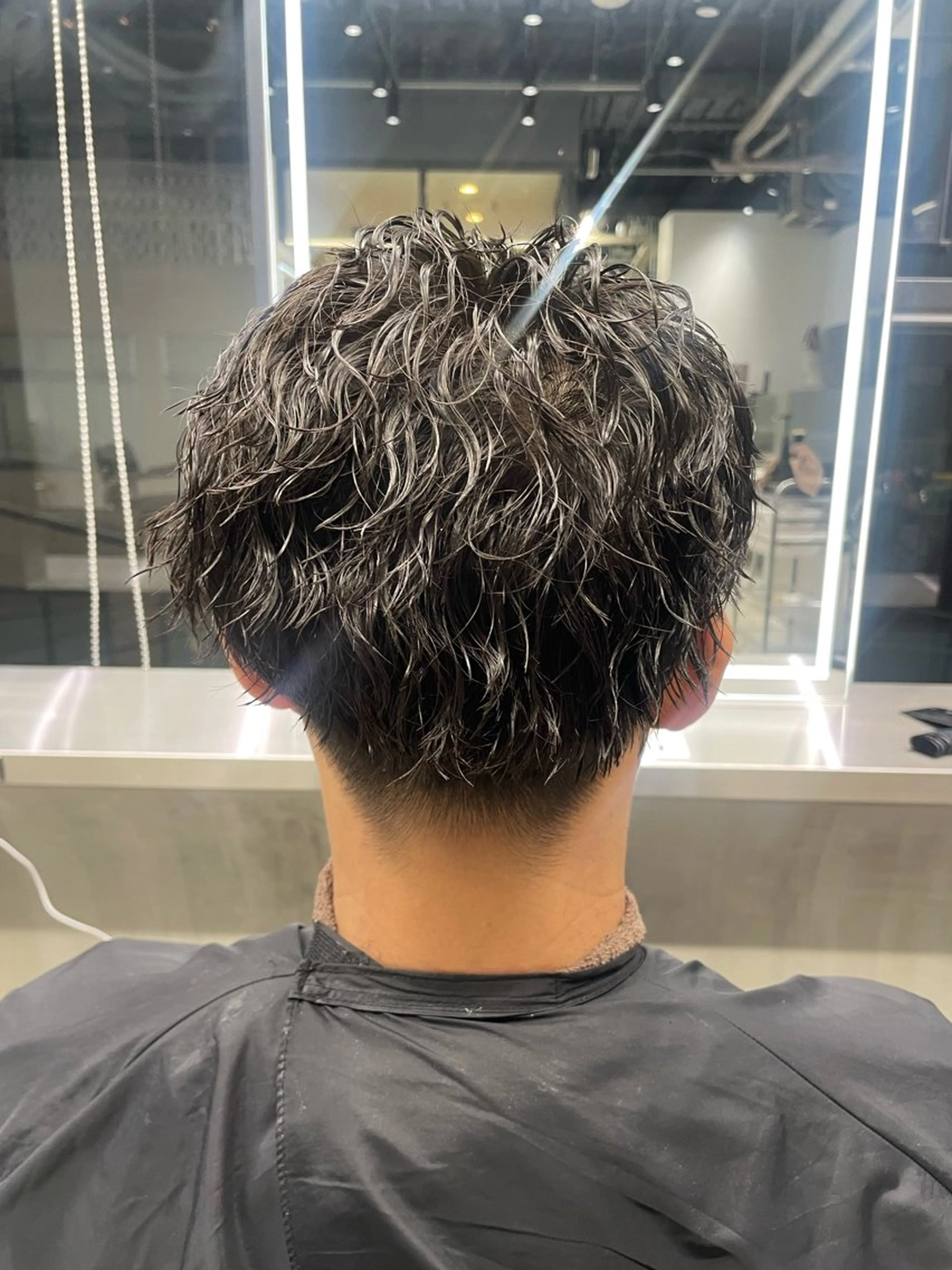 ショート パーマ メンズ フェザーパーマ カルマパーマ メンズパーマ プードルパーマ ツイストスパイラルパーマ カット パーマ fifth天神大名Ⅱ所属・fifth天神 パーマ特化/石橋航海のヘアスタイル