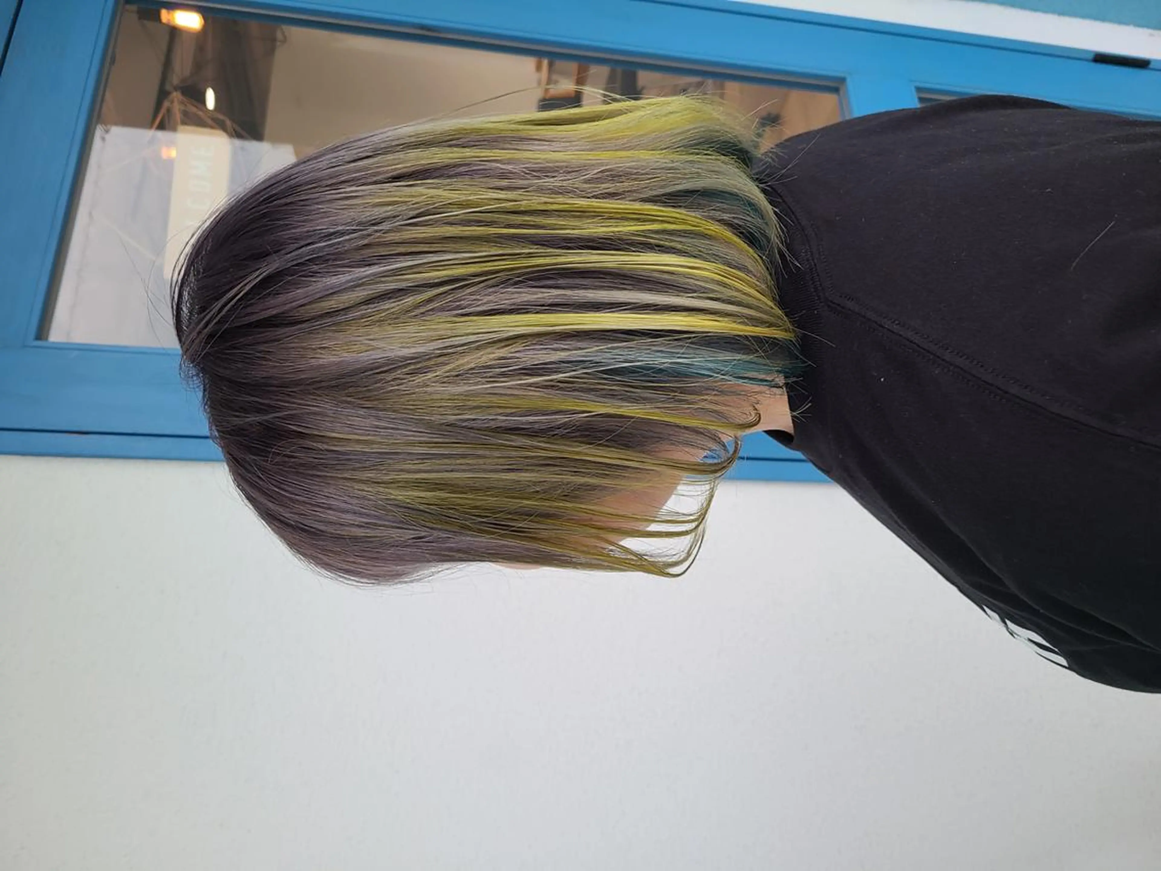 カラー ミディアム アディクシーカラー アッシュ バレイヤージュ ブリーチ ケアブリーチ corazon ブリーチのヘアスタイル