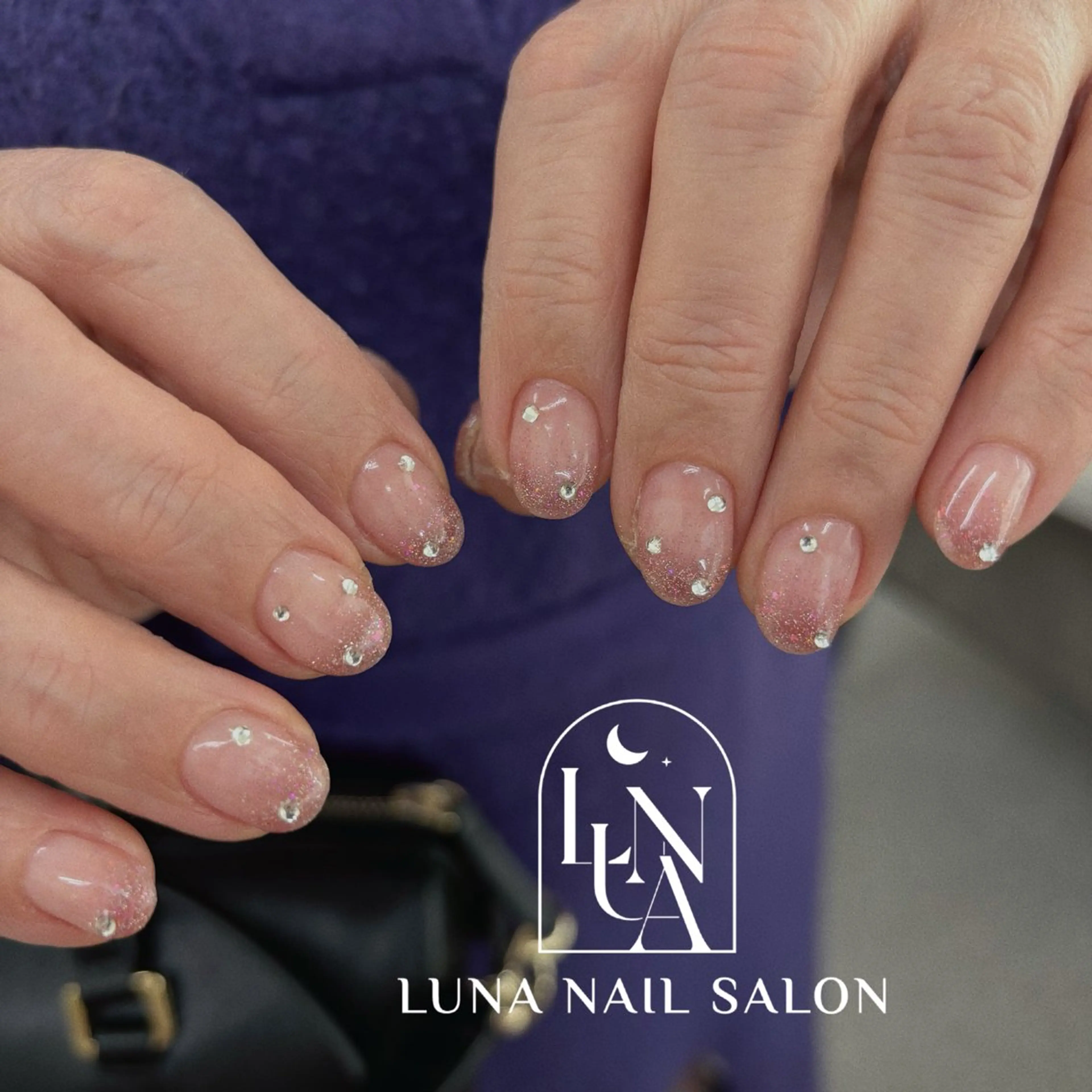 ネイル アートネイル フレンチネイル ジェルネイル ガラスフレンチ 韓国ネイル ハンドネイル ハンドケア LUNA Nail salon💕のネイルデザイン