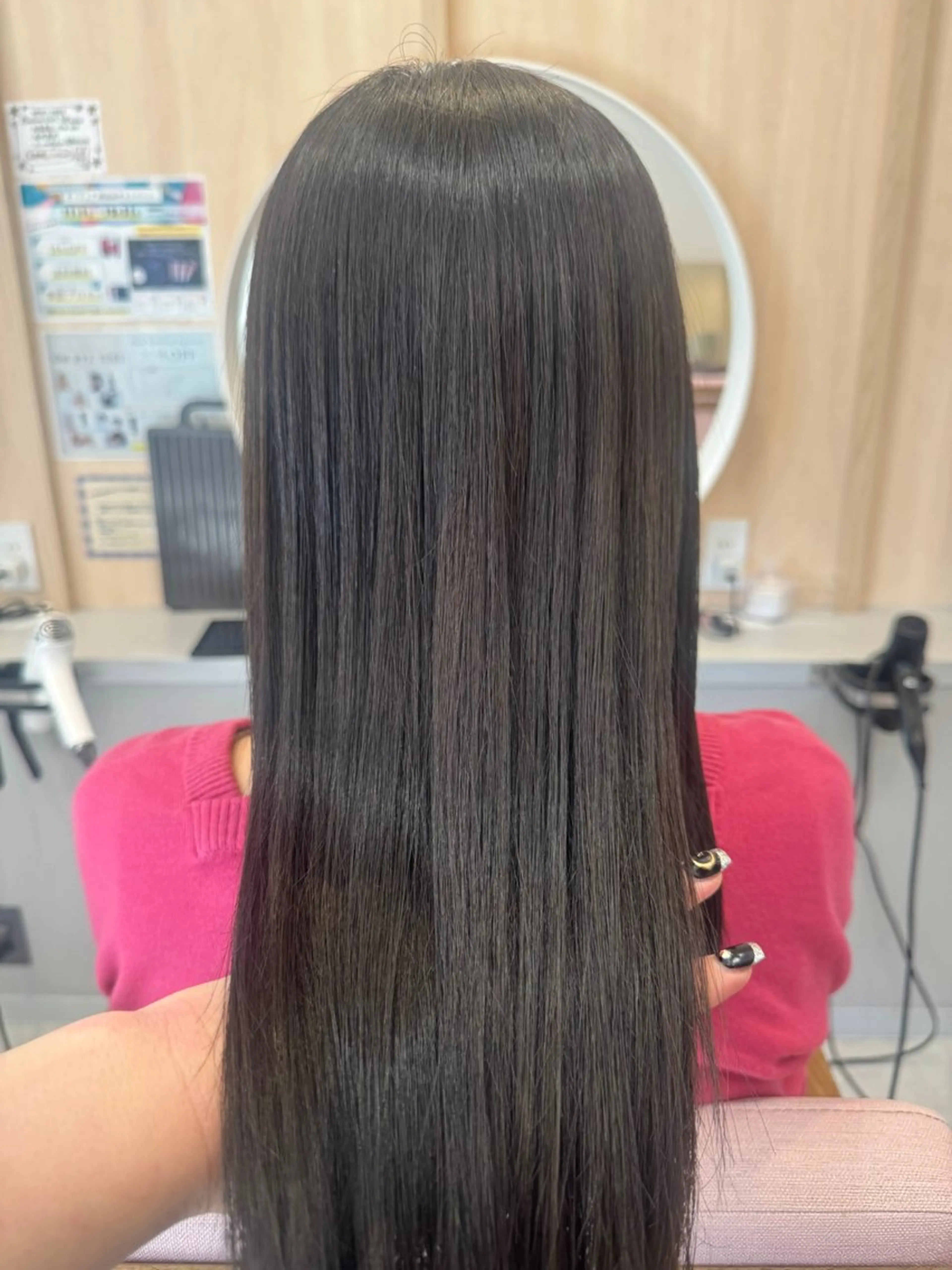 ロング カット ヘアカラー 縮毛矯正 𝘀𝗮𝗲 ⑅*/ 艶髪/ショートボブのヘアスタイル