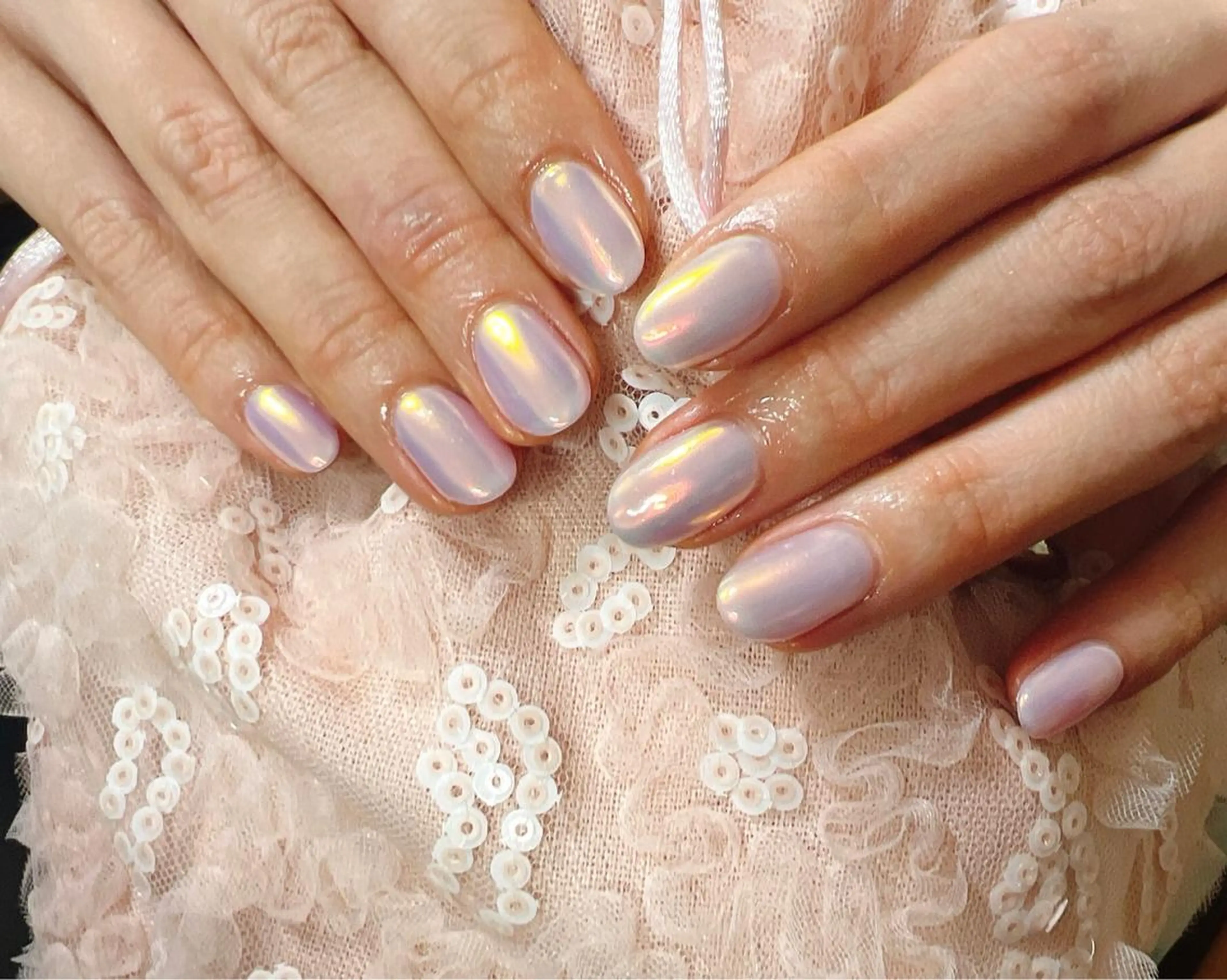 ネイル オーロラネイル ワンカラーネイル ハンドネイル mogunail &blowのネイルデザイン