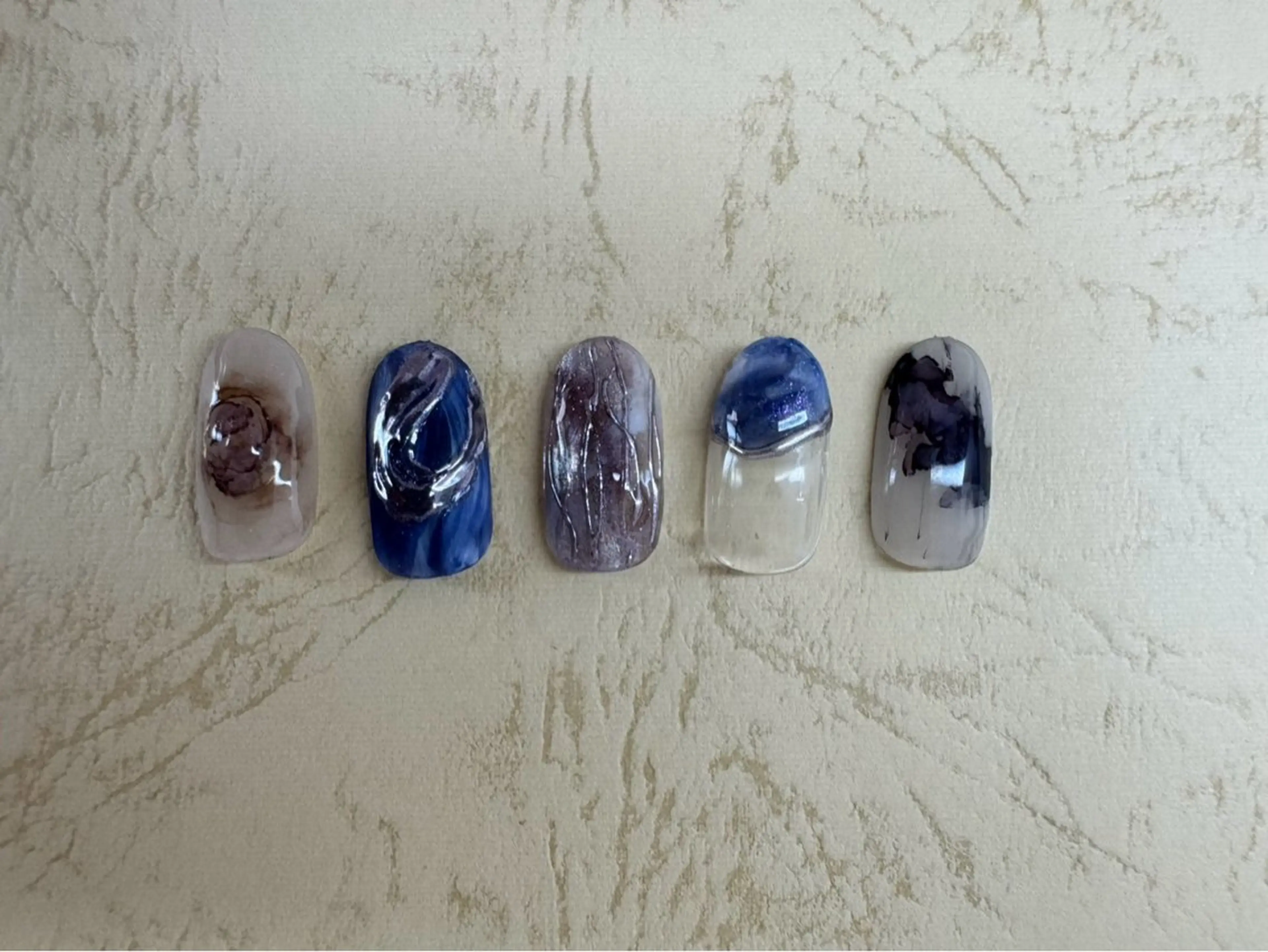 ネイル H2 nail schoolのネイルデザイン