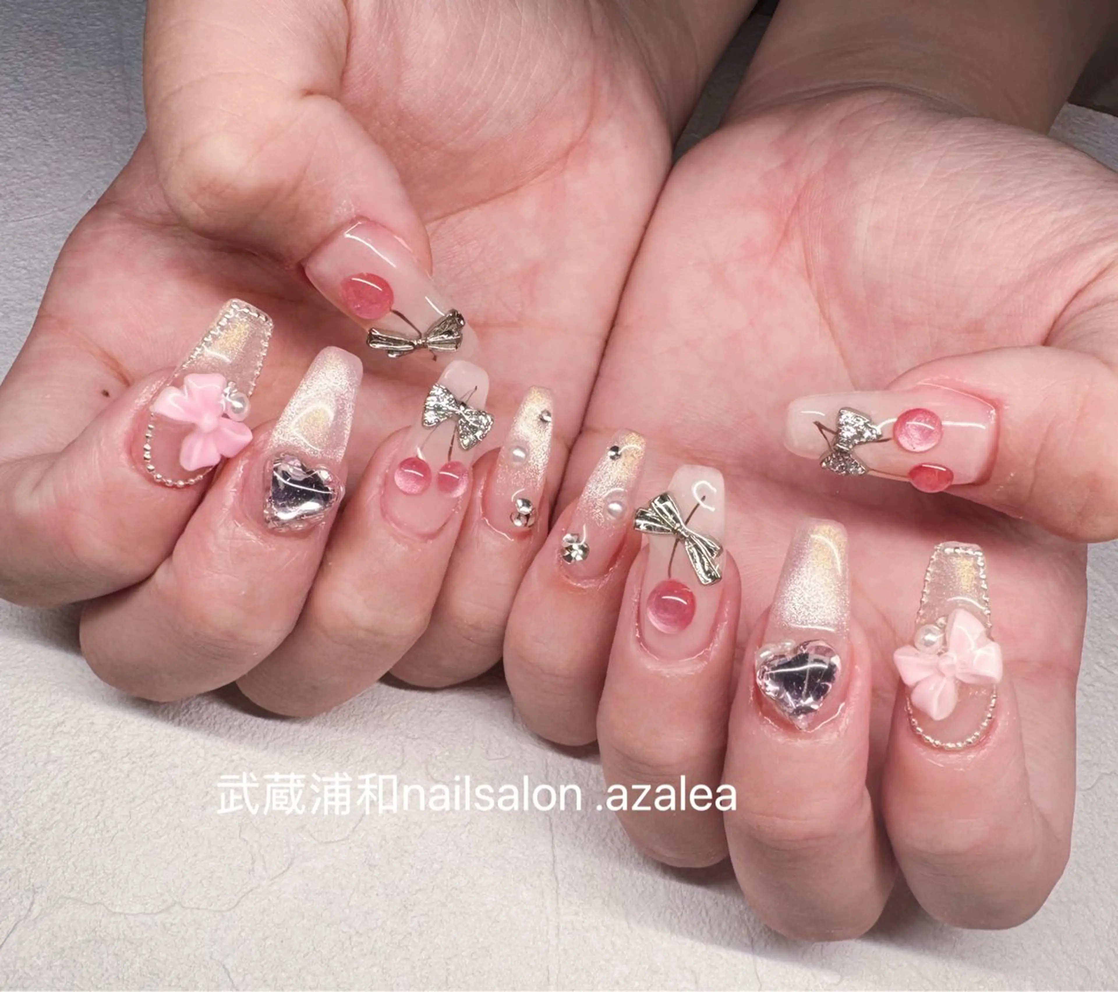 ネイル ハンドネイル R inのネイルデザイン