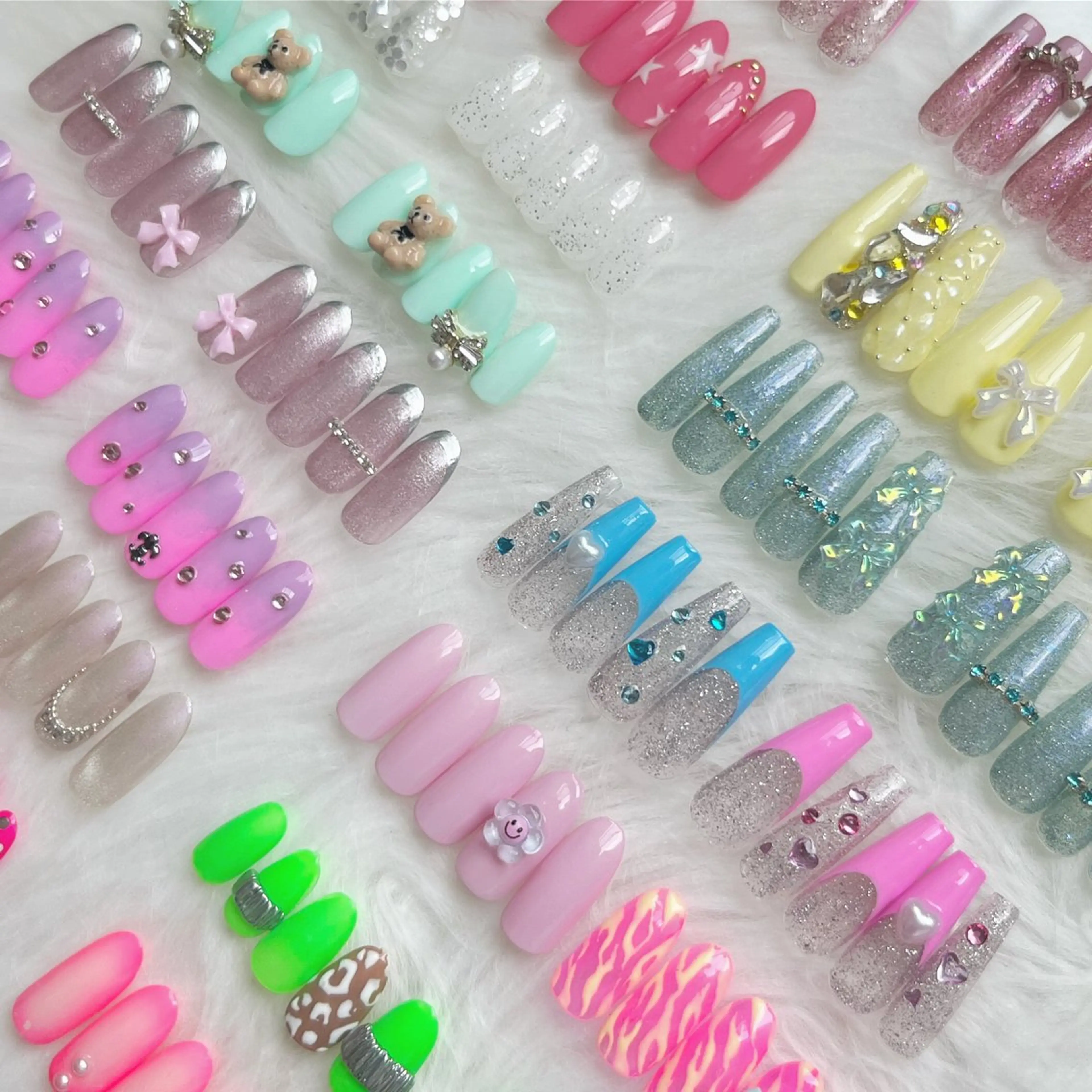 ネイル ONIKA Nail 表参道A4徒歩3分のネイルデザイン