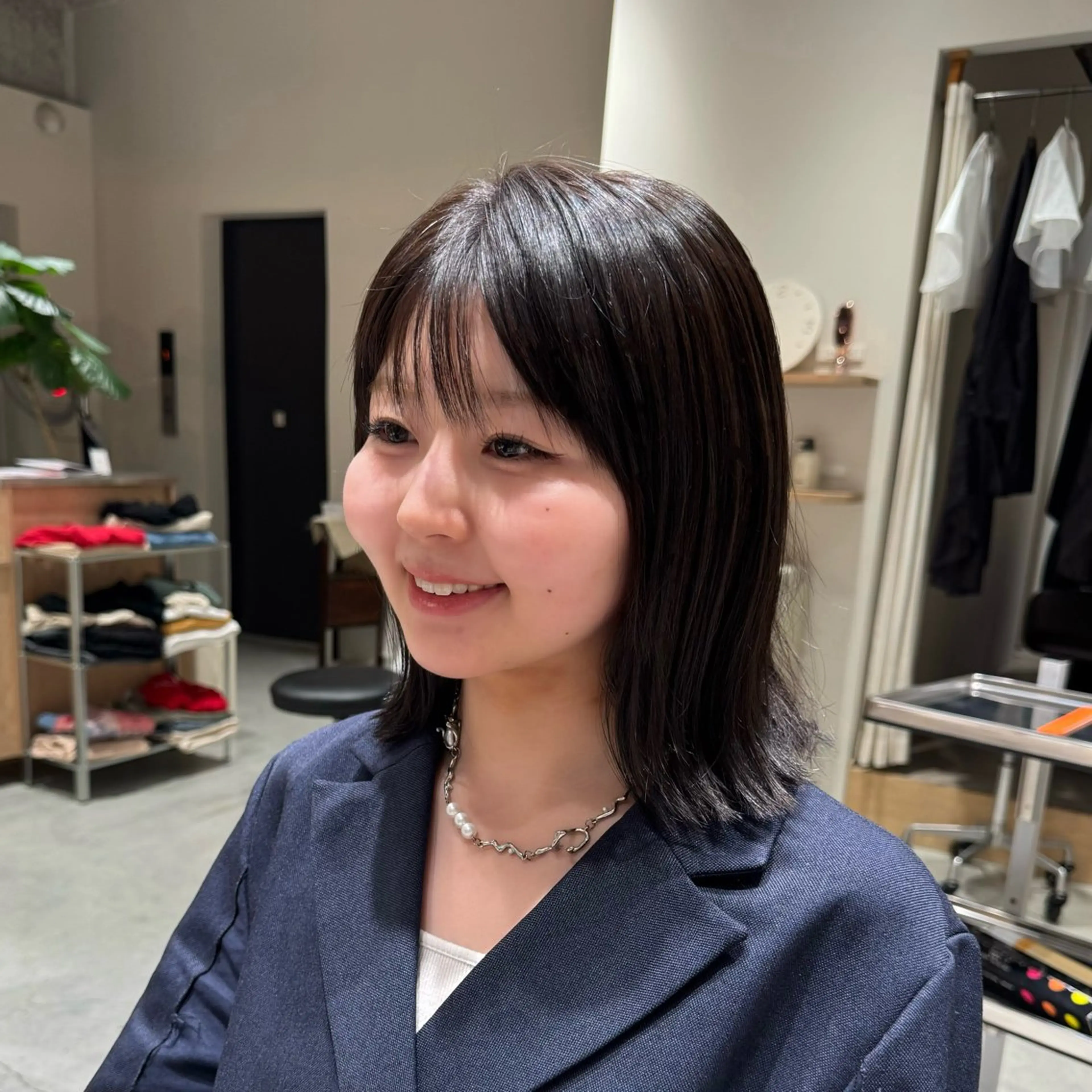 ミディアム カラー ヘアカラー 村田 茉優のヘアスタイル