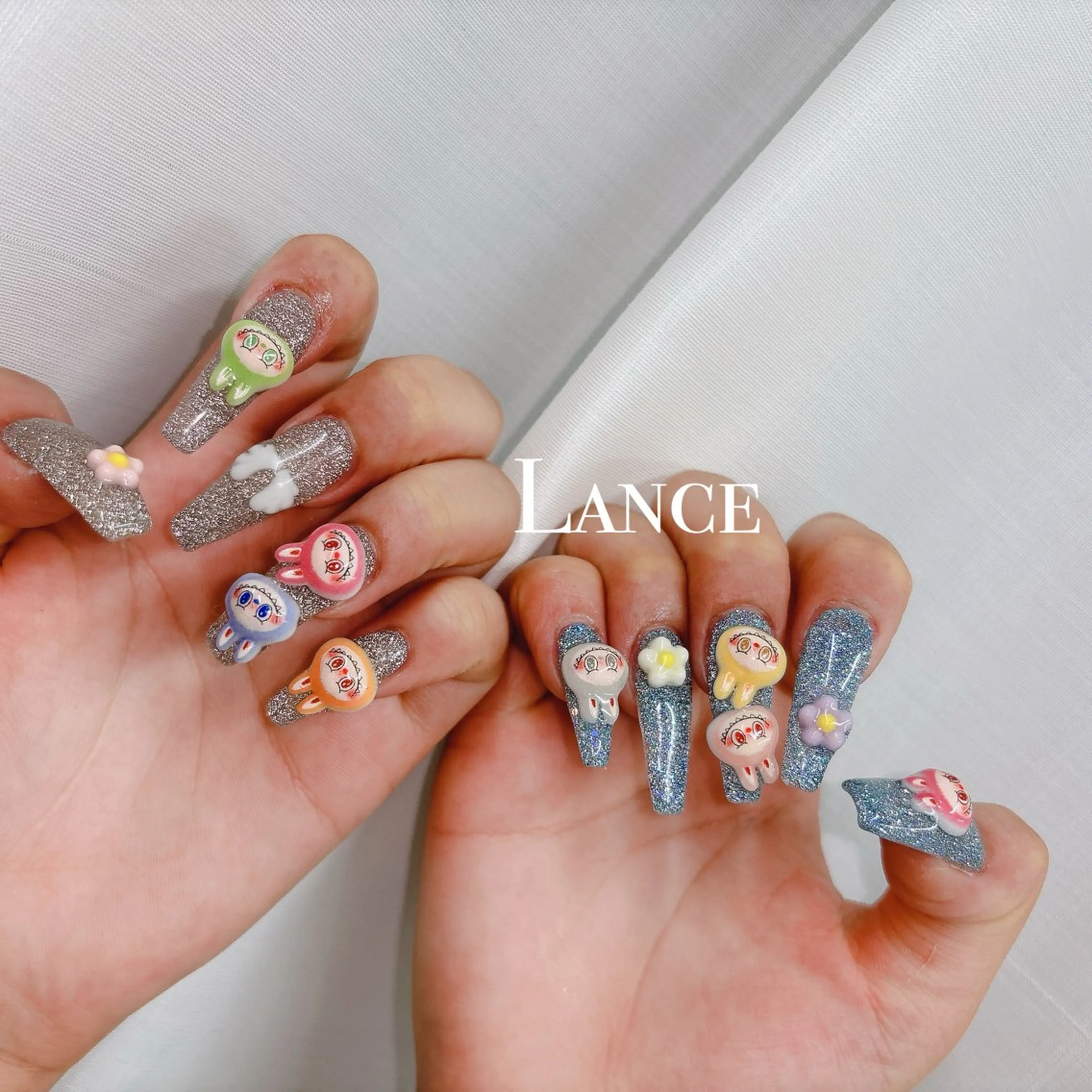 ネイル オーロラネイル フットネイル 氷ネイル・うるうるネイル キラキラネイル 韓国ネイル ハンドネイル Lance nailのネイルデザイン