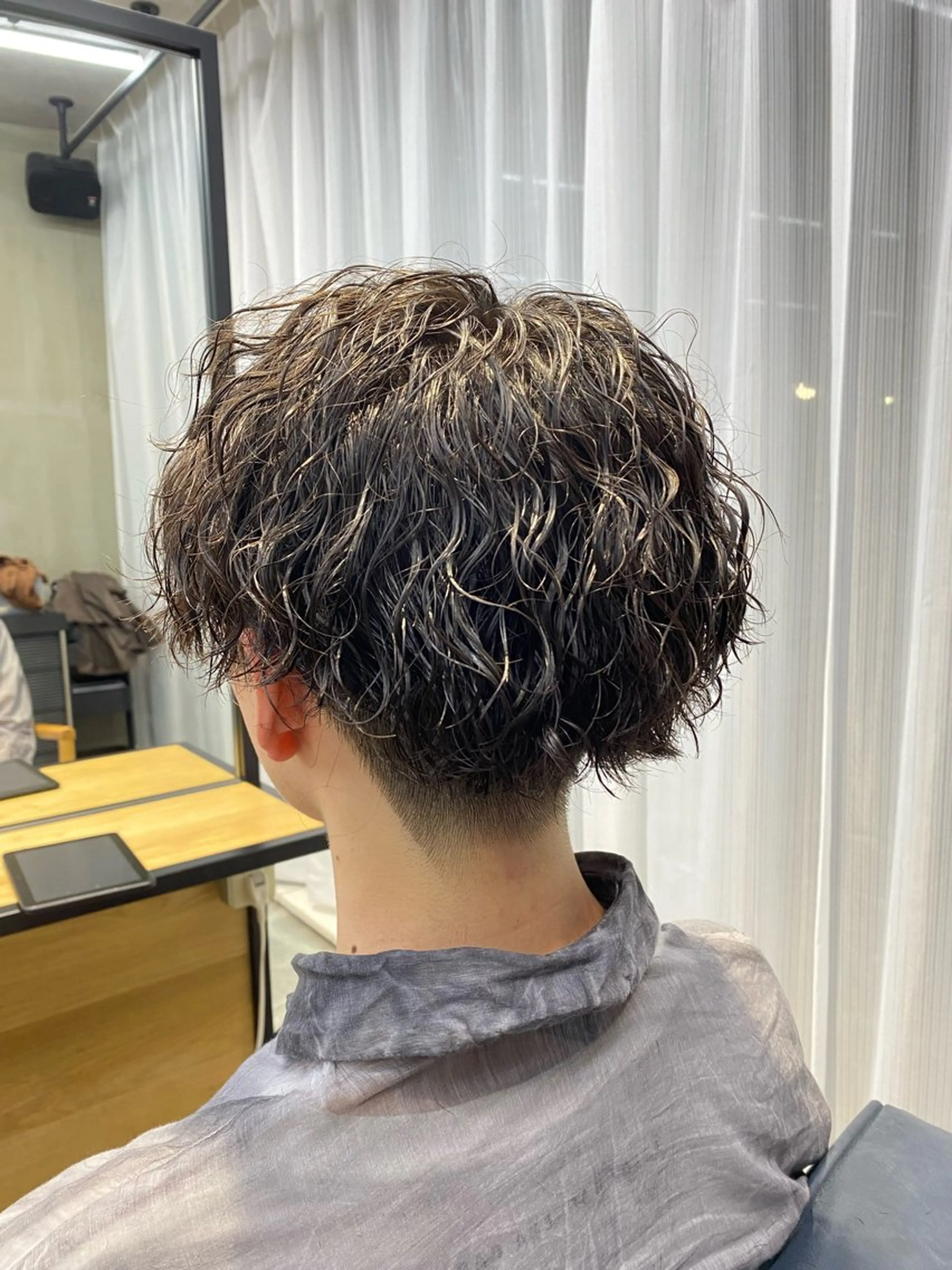 ショート パーマ メンズ カット パーマ RUI⚪️艶髪 ⚪️髪質改善のヘアスタイル