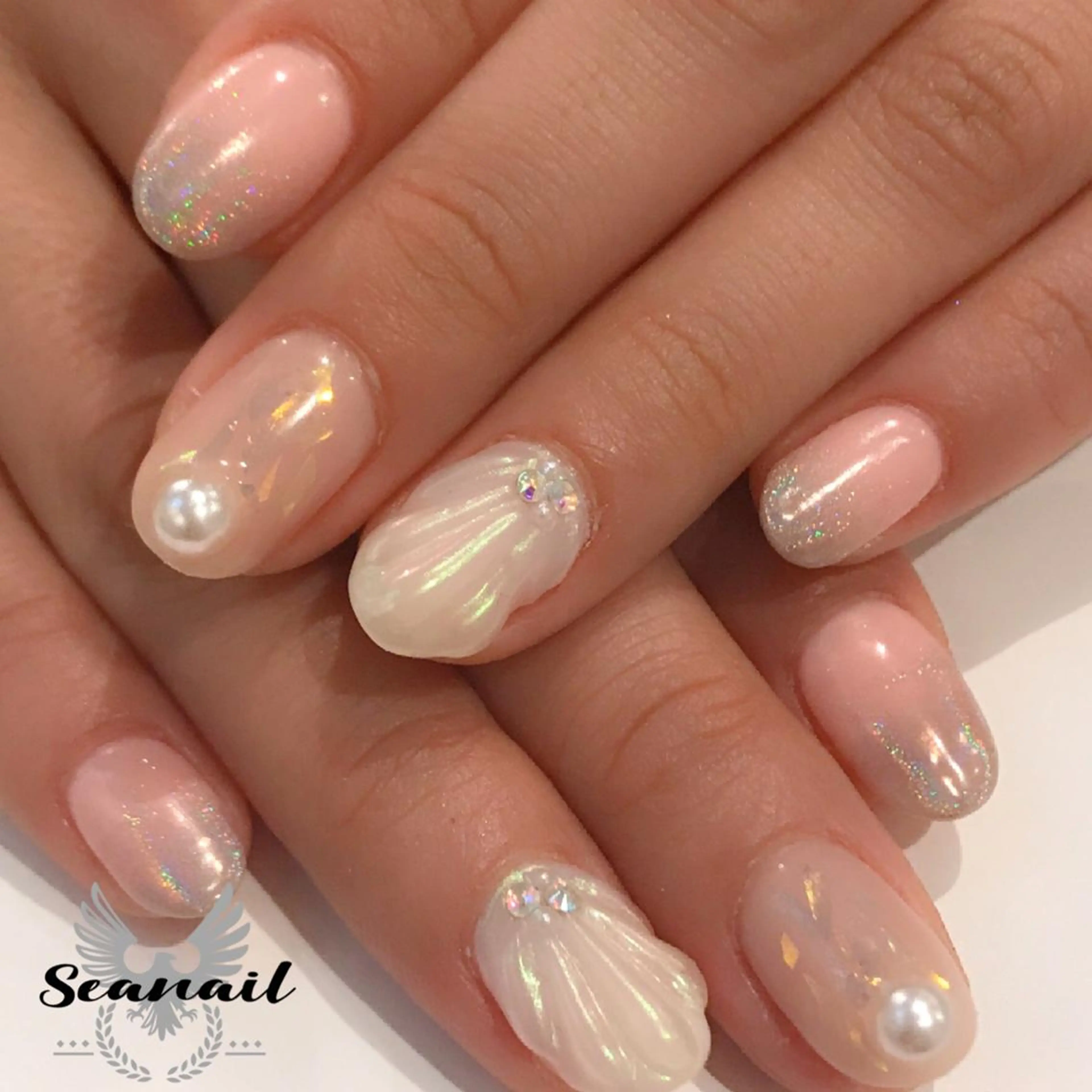 ネイル 小尾 栞のネイルデザイン