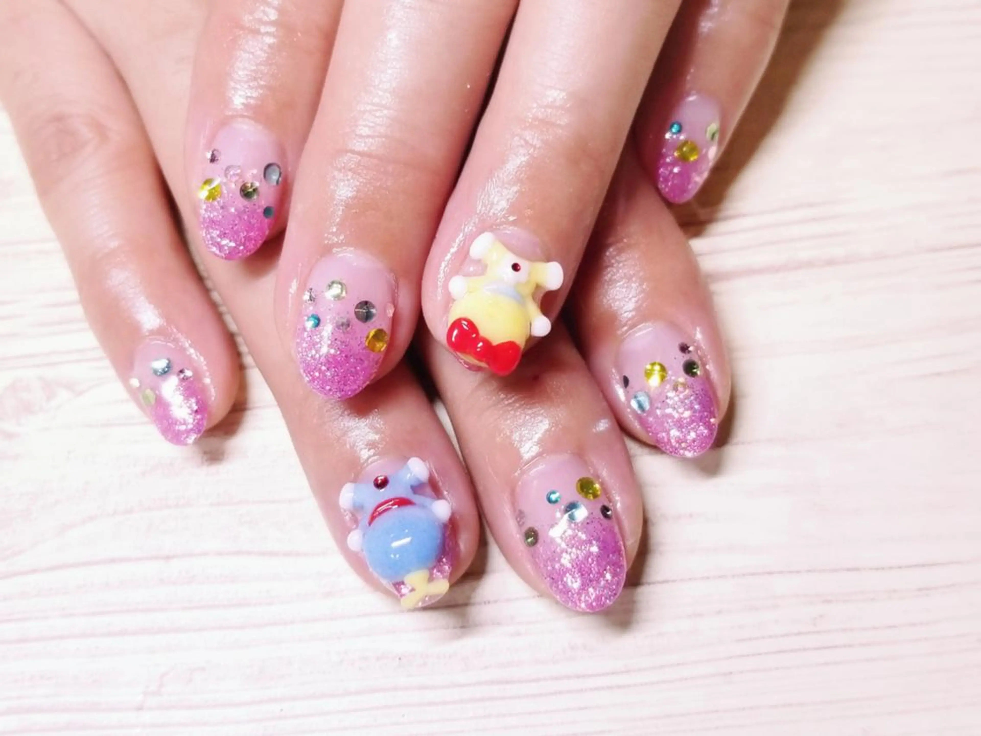 ネイル おで@ oderi_nailのネイルデザイン