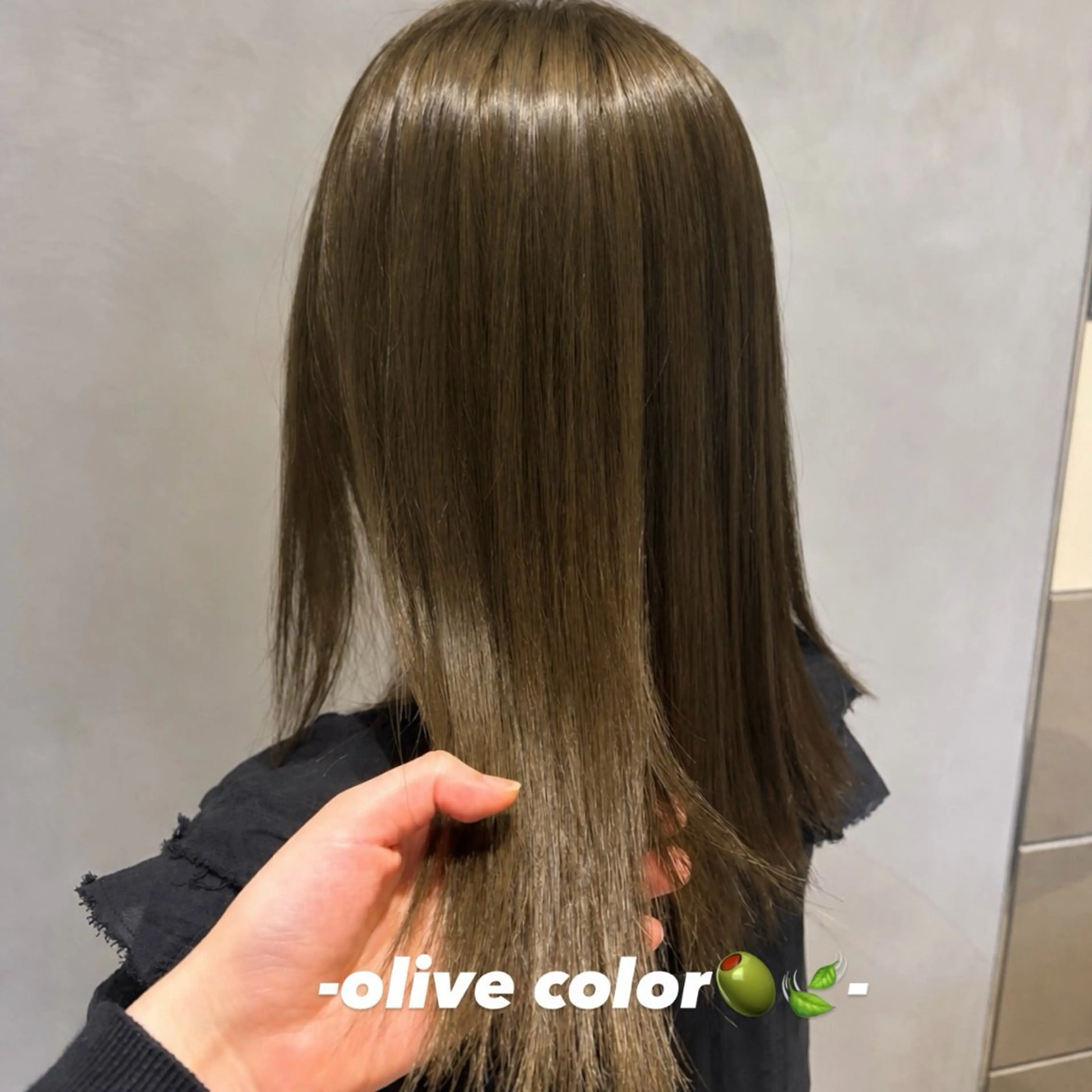 ミディアム ヘアカラー HIKARI 大阪駅徒歩1分🫧のヘアスタイル