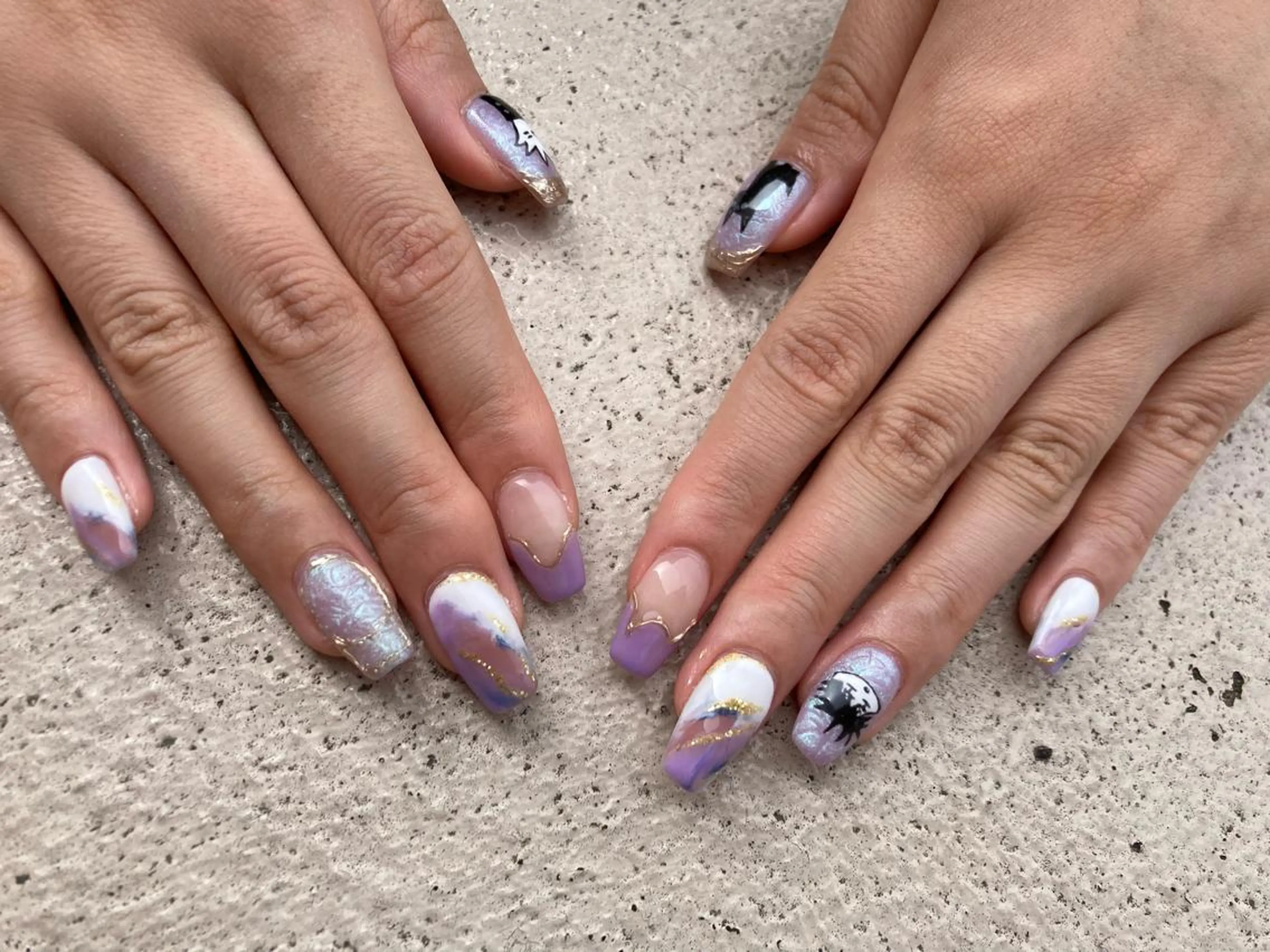 ミディアム ネイル ハンドネイル フットネイル ✴︎ Delightのネイルデザイン