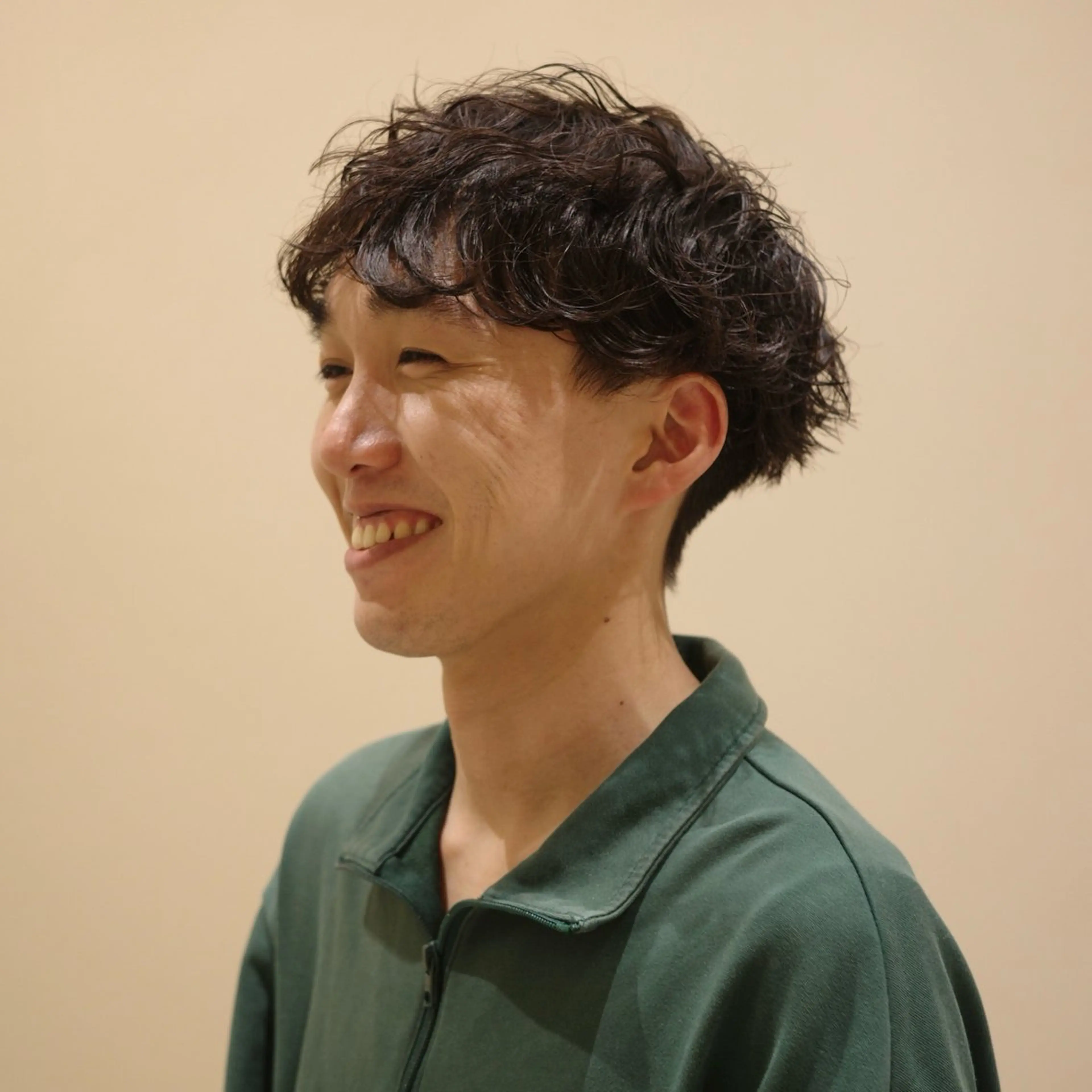 メンズ 韓国ヘア/髪質改善/ レイヤー/ブラウンのヘアスタイル