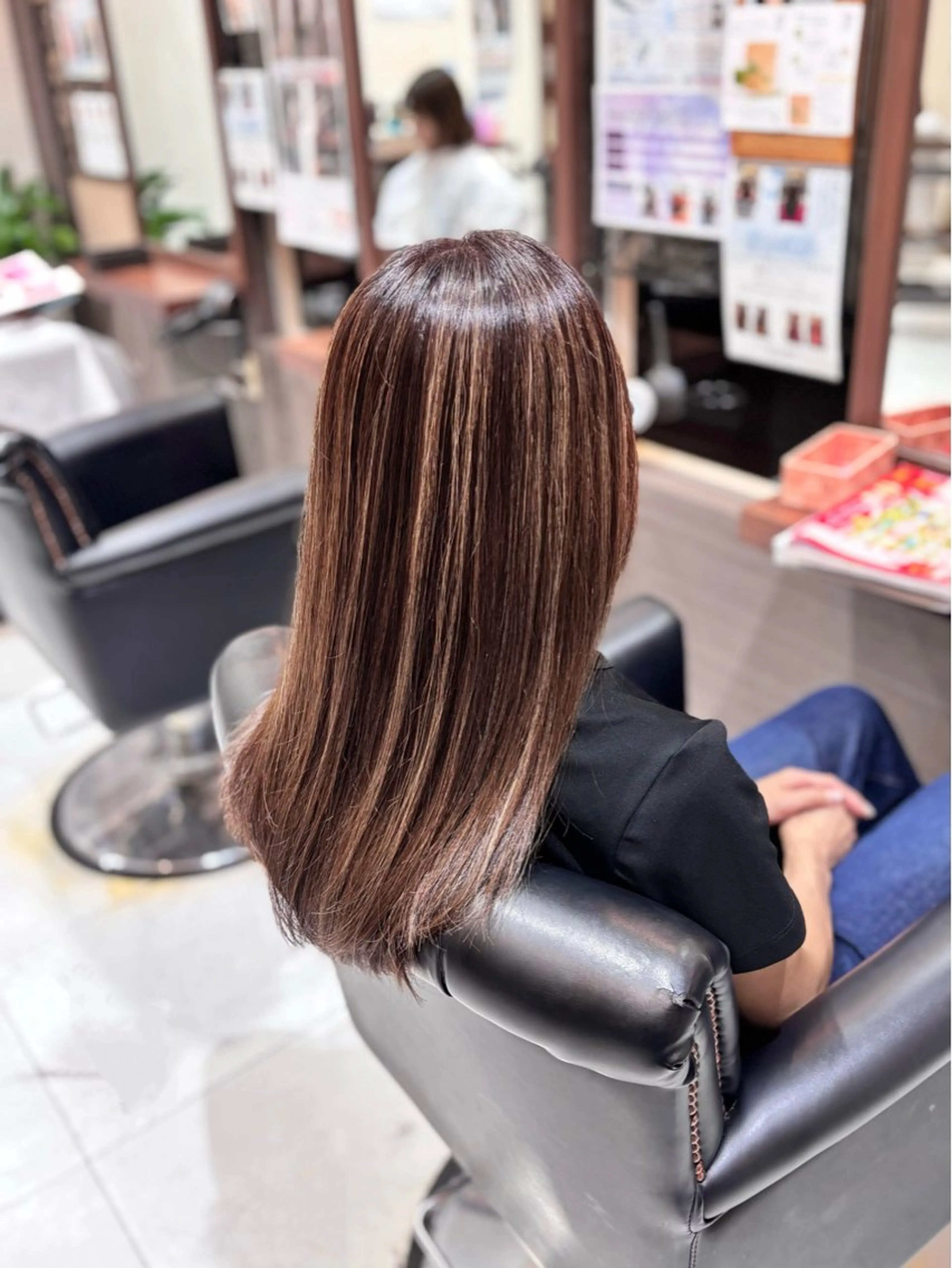 ロング カラー ハイライトカラー ハイライト ヘアカラー 小野 友暉のヘアスタイル