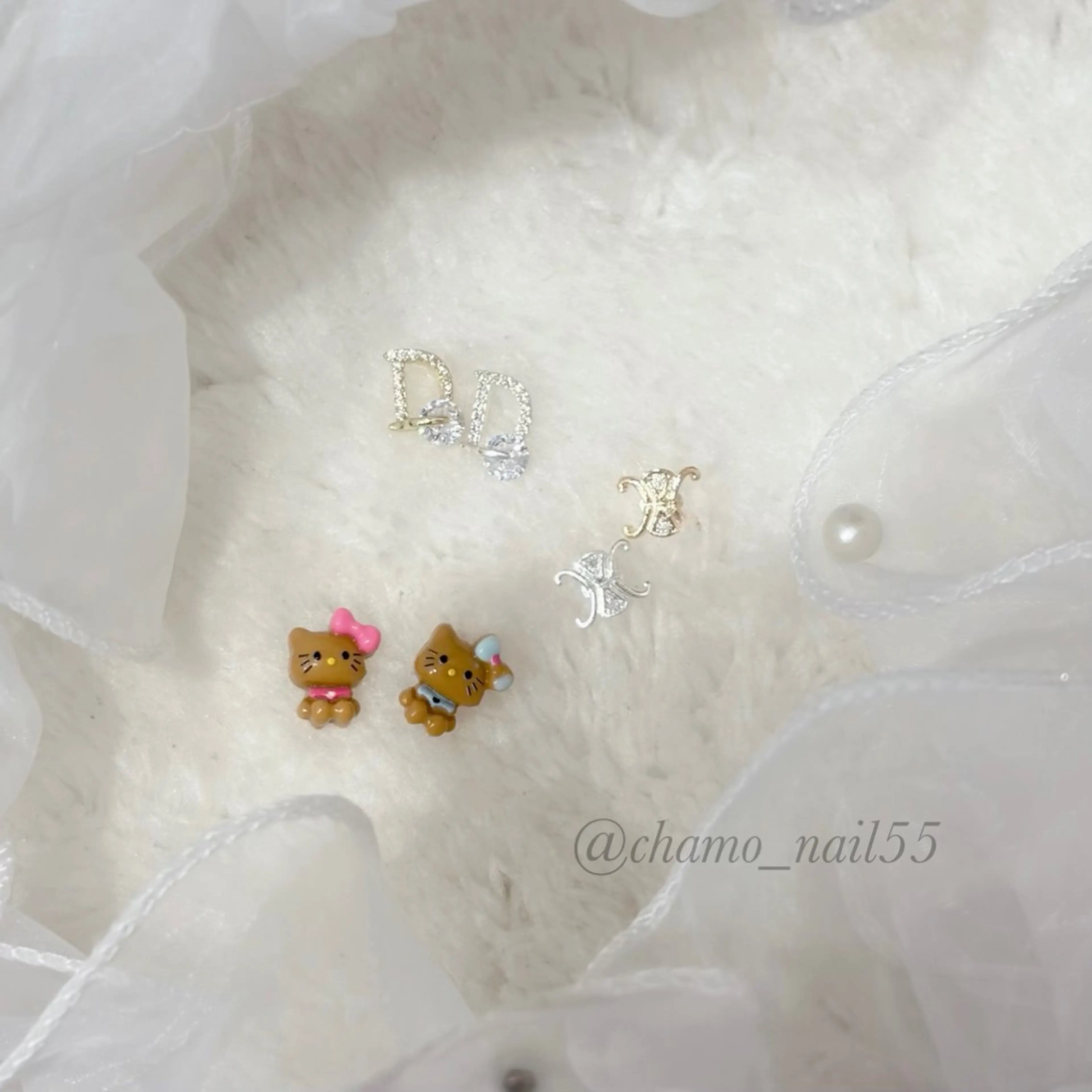 ネイル ハンドネイル chamomile kokonaのネイルデザイン