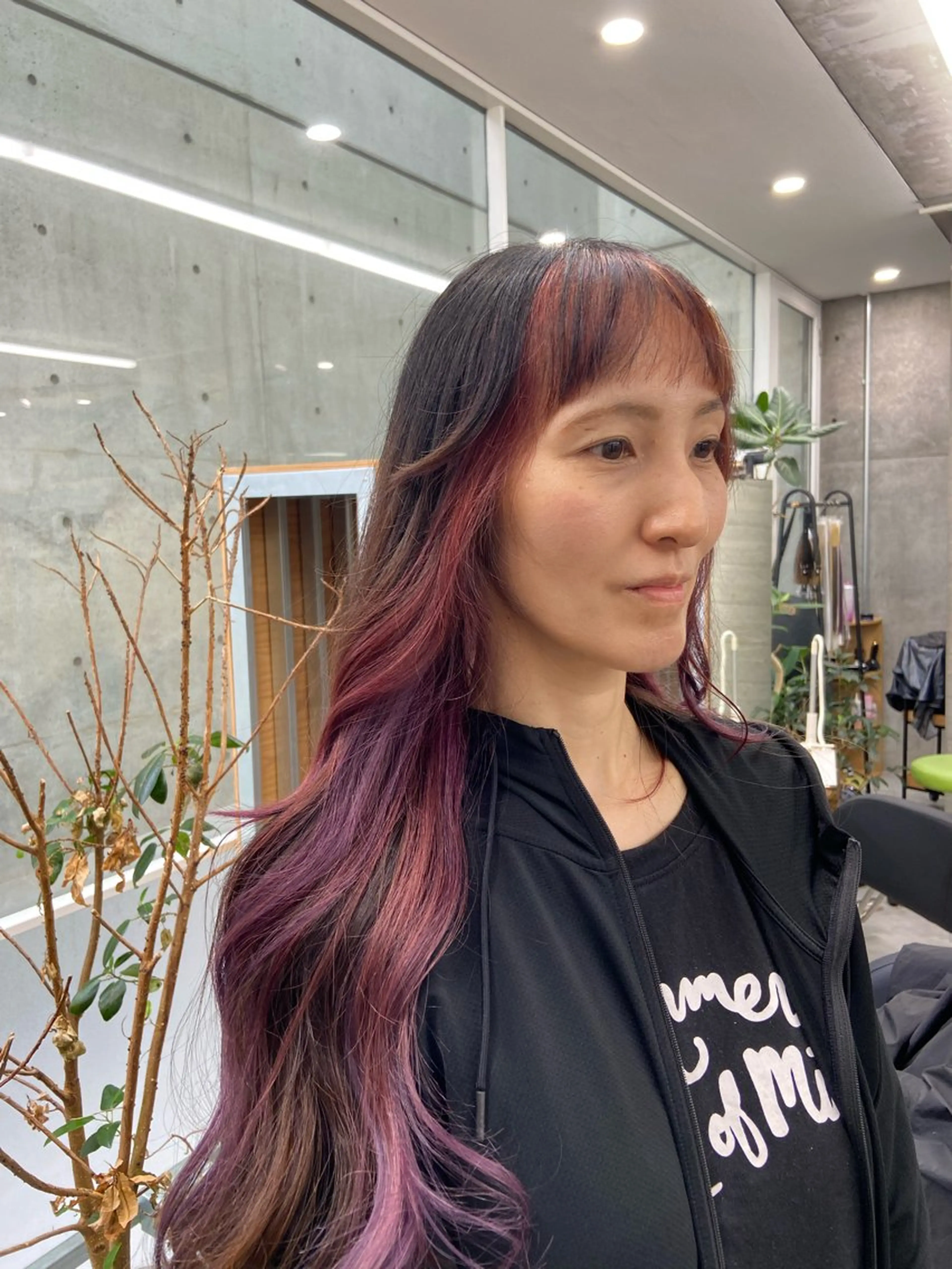 ロング カラー インナーカラー ピンクカラー ヘアカラー トリートメント Kotoko🖤/海 外/バレイヤージュのヘアスタイル