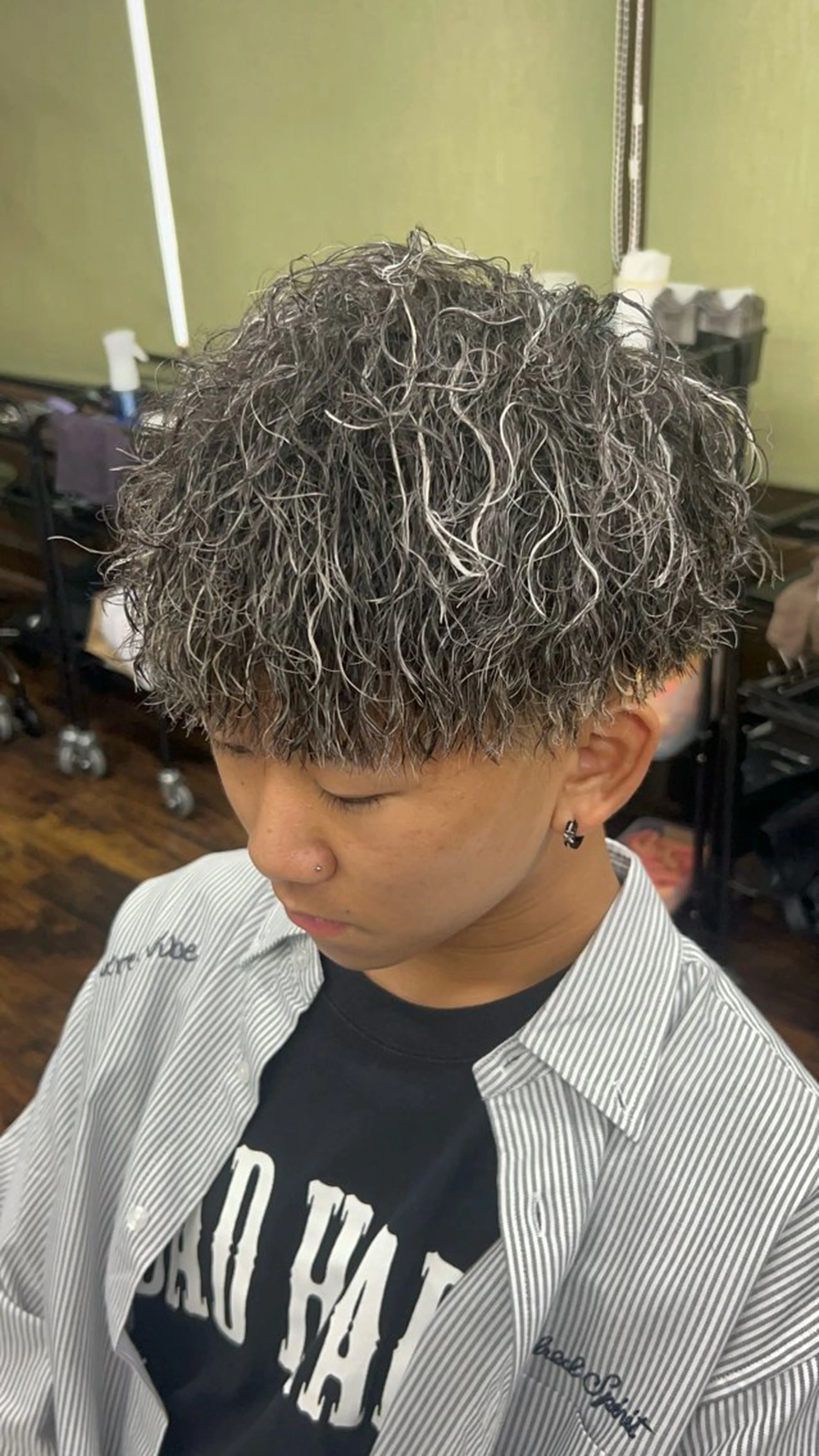 ショート パーマ カット パーマ 三谷 仁のヘアスタイル