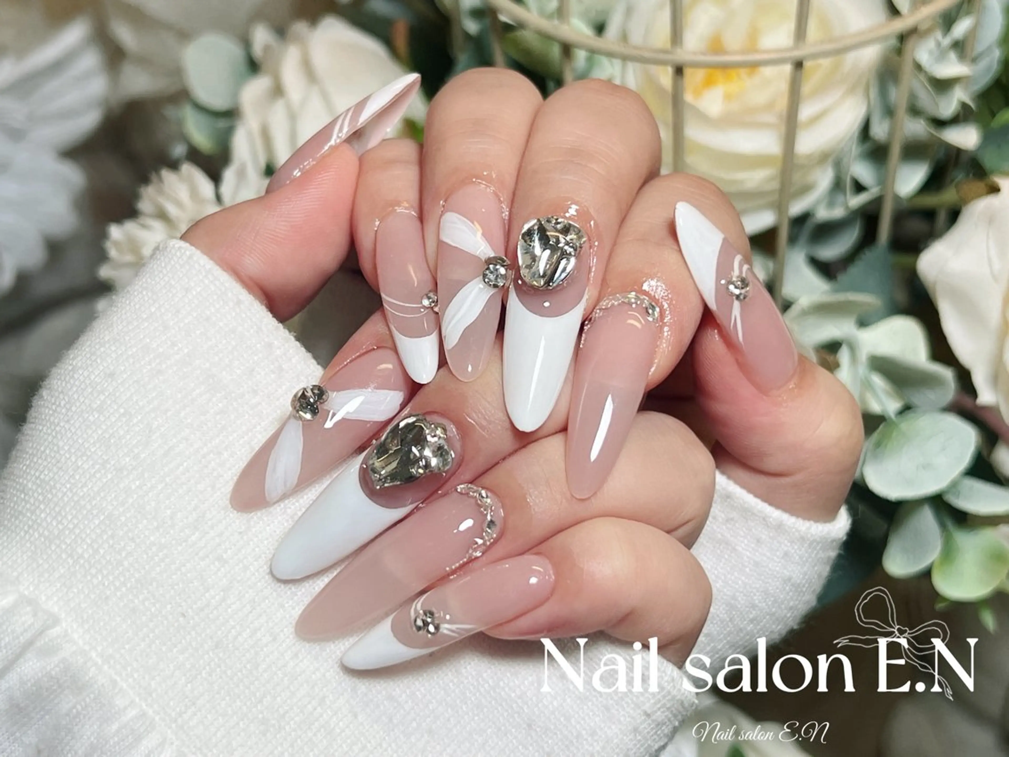 ネイル アートネイル オーロラネイル ブラウン クリアネイル フレンチネイル E.N🦋 長さ出し/持ち込みのネイルデザイン