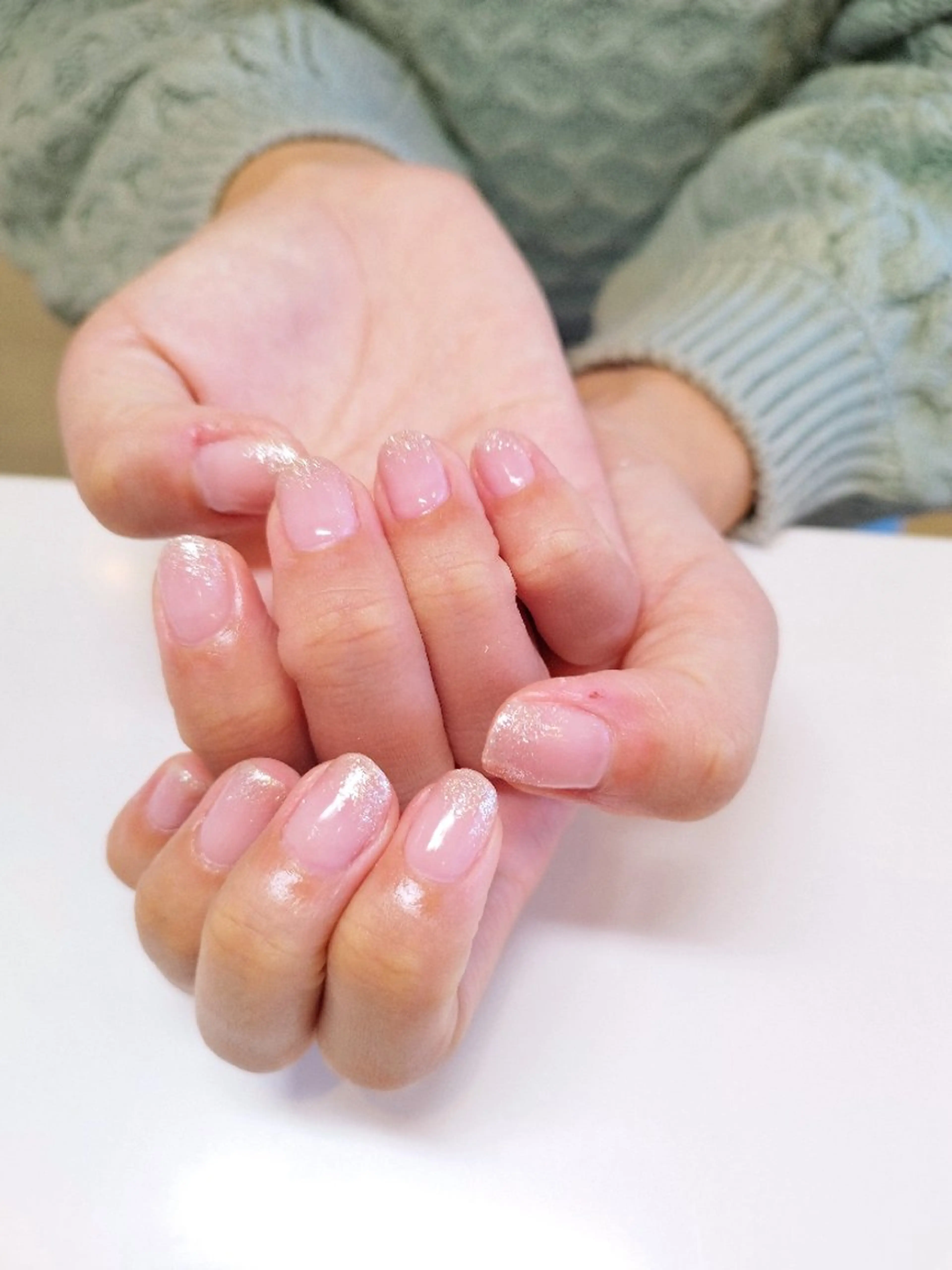 ネイル ラメ(グリッター) ピンク ショートネイル シルバー YOCO ネイルのネイルデザイン