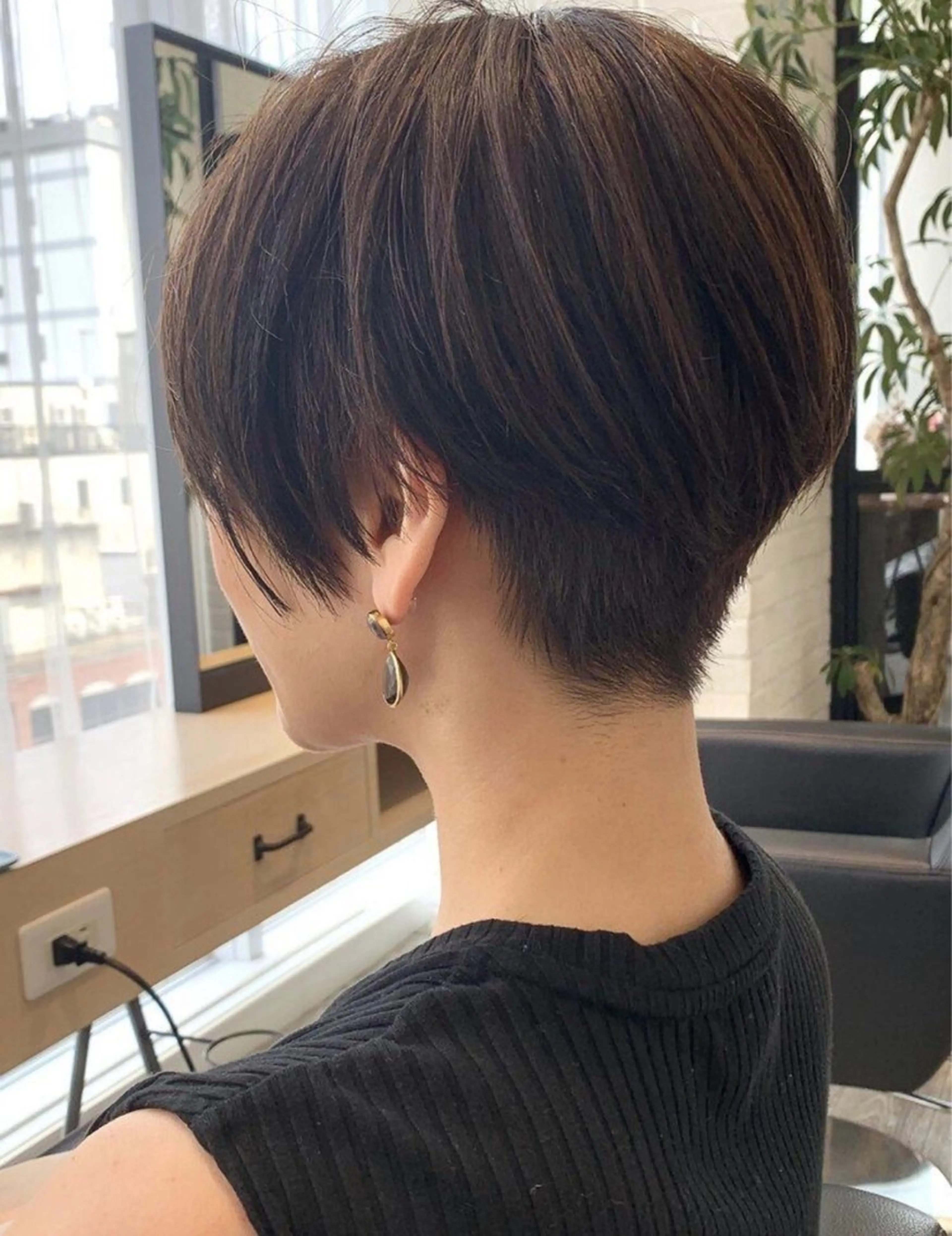 ショート 透明感カラー/ 顔周りcut♡シホのヘアスタイル