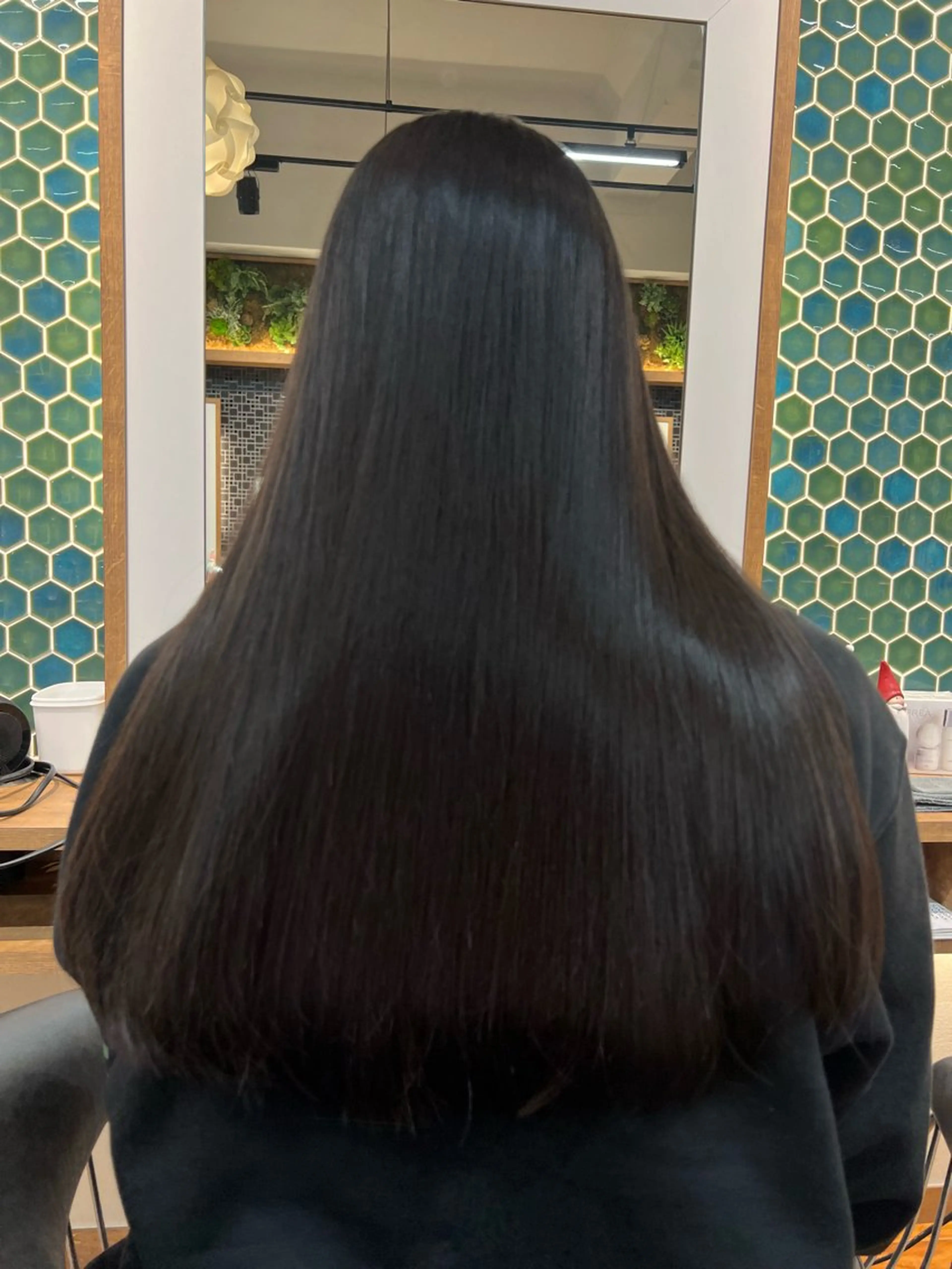 ロング 縮毛矯正 西村 和樹のヘアスタイル