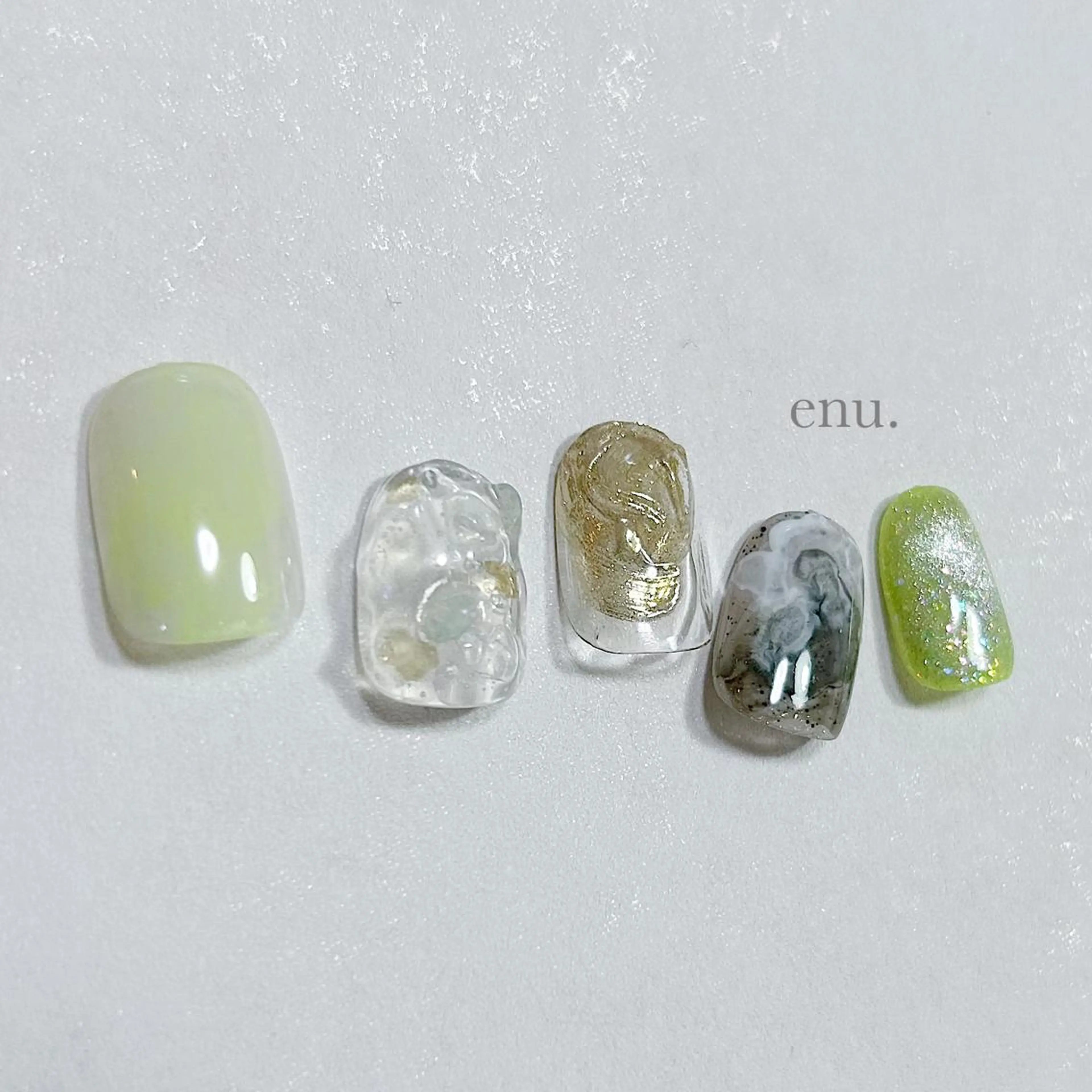 ネイル ハンドネイル enu. nanakoのネイルデザイン