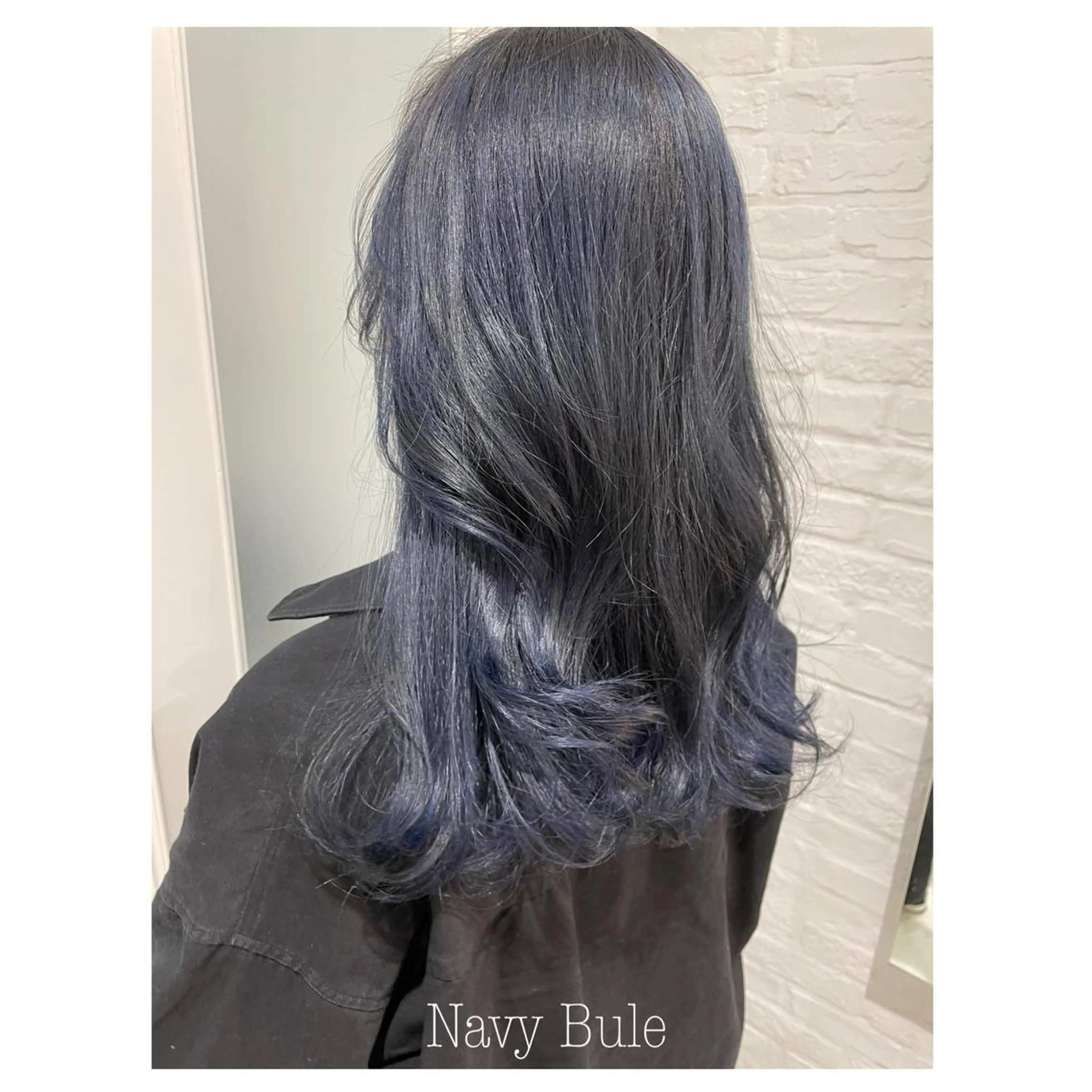 ロング カラー Ida Akaneのヘアスタイル