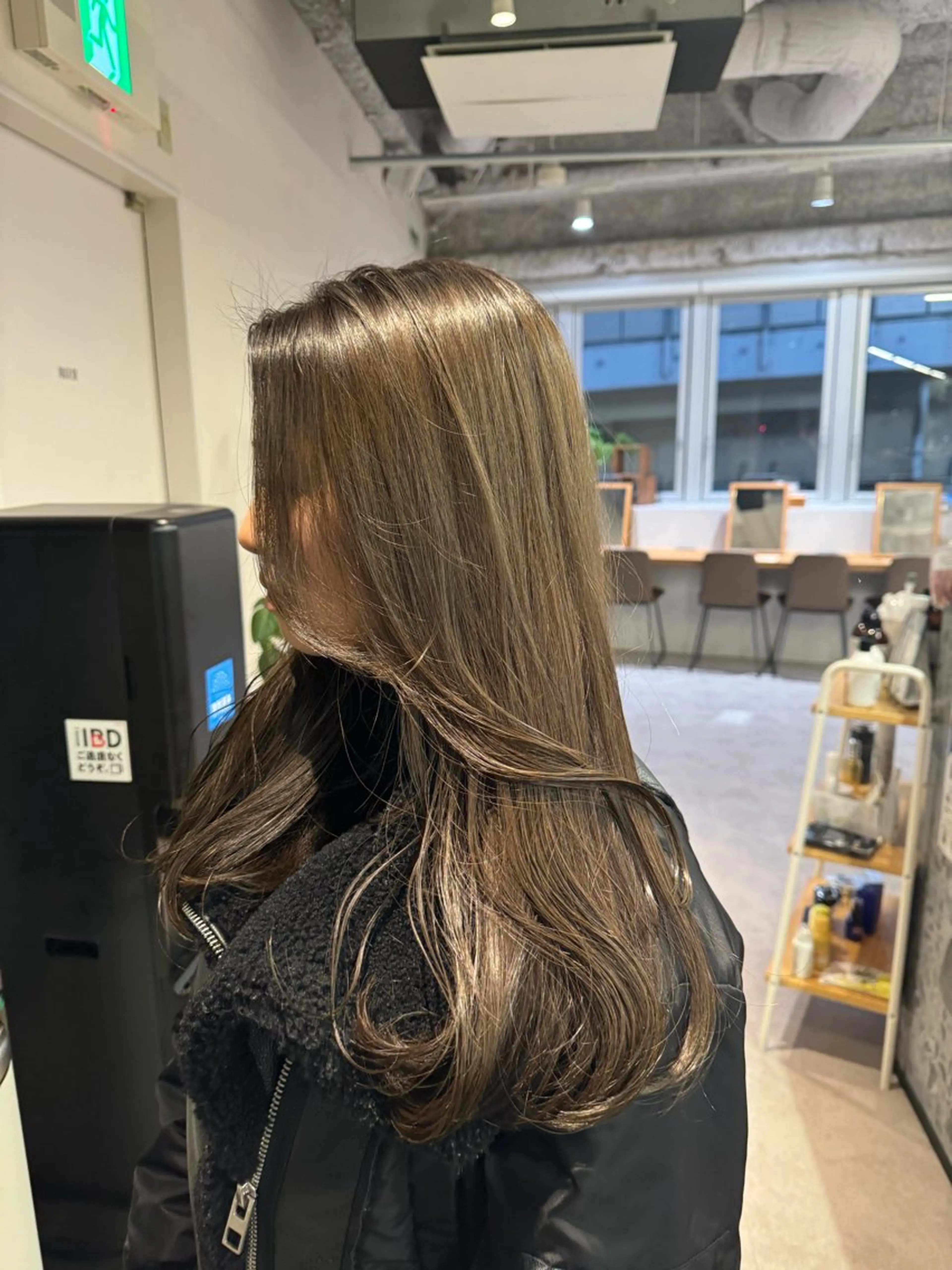 ロング MASHUchayamachi所属・まほ／レイヤーカット /透明感カラーのヘアスタイル