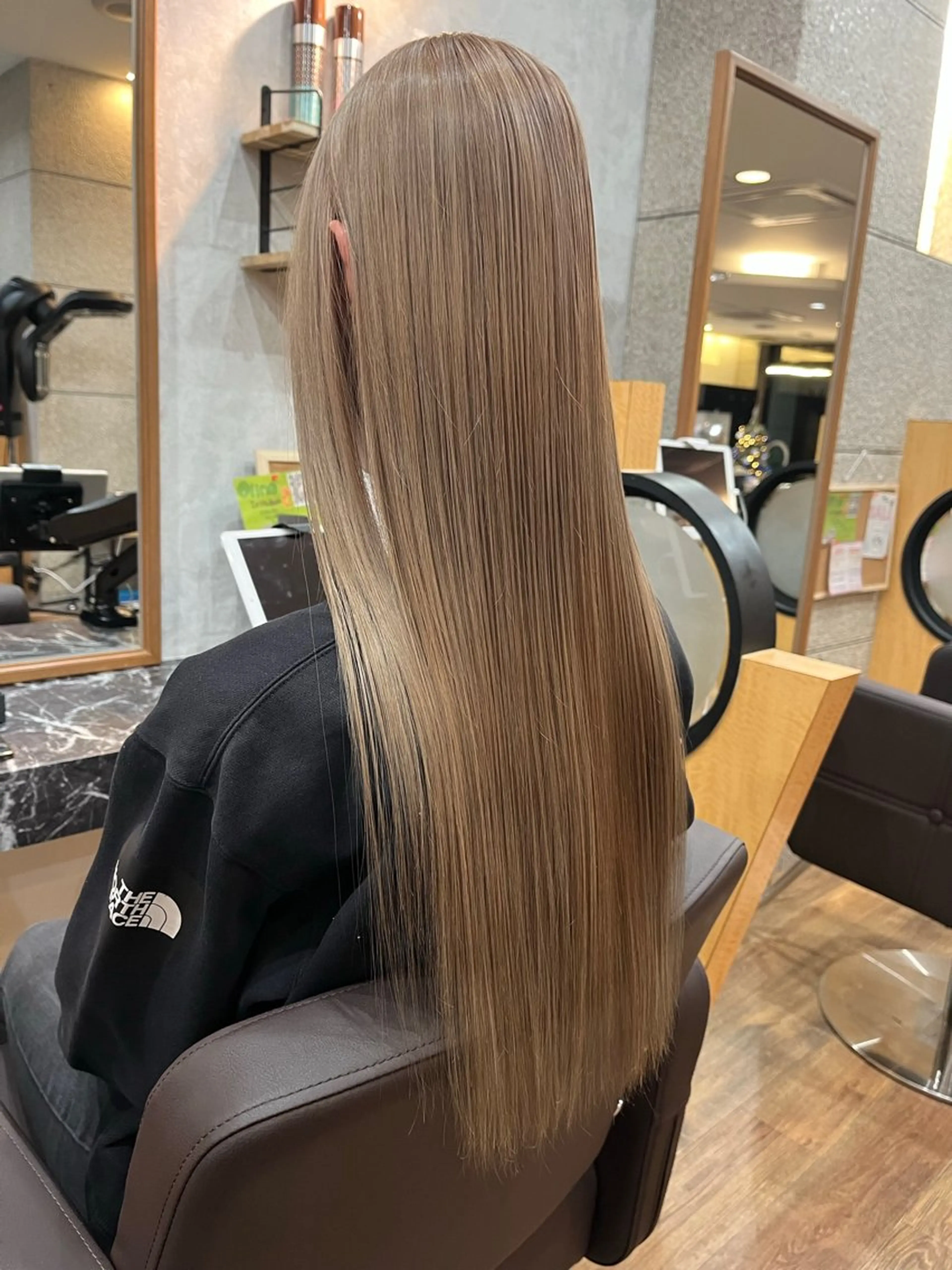 ロング カット ヘアカラー トリートメント BUCKS所属・坂谷 BUCKS/縮毛矯正のヘアスタイル