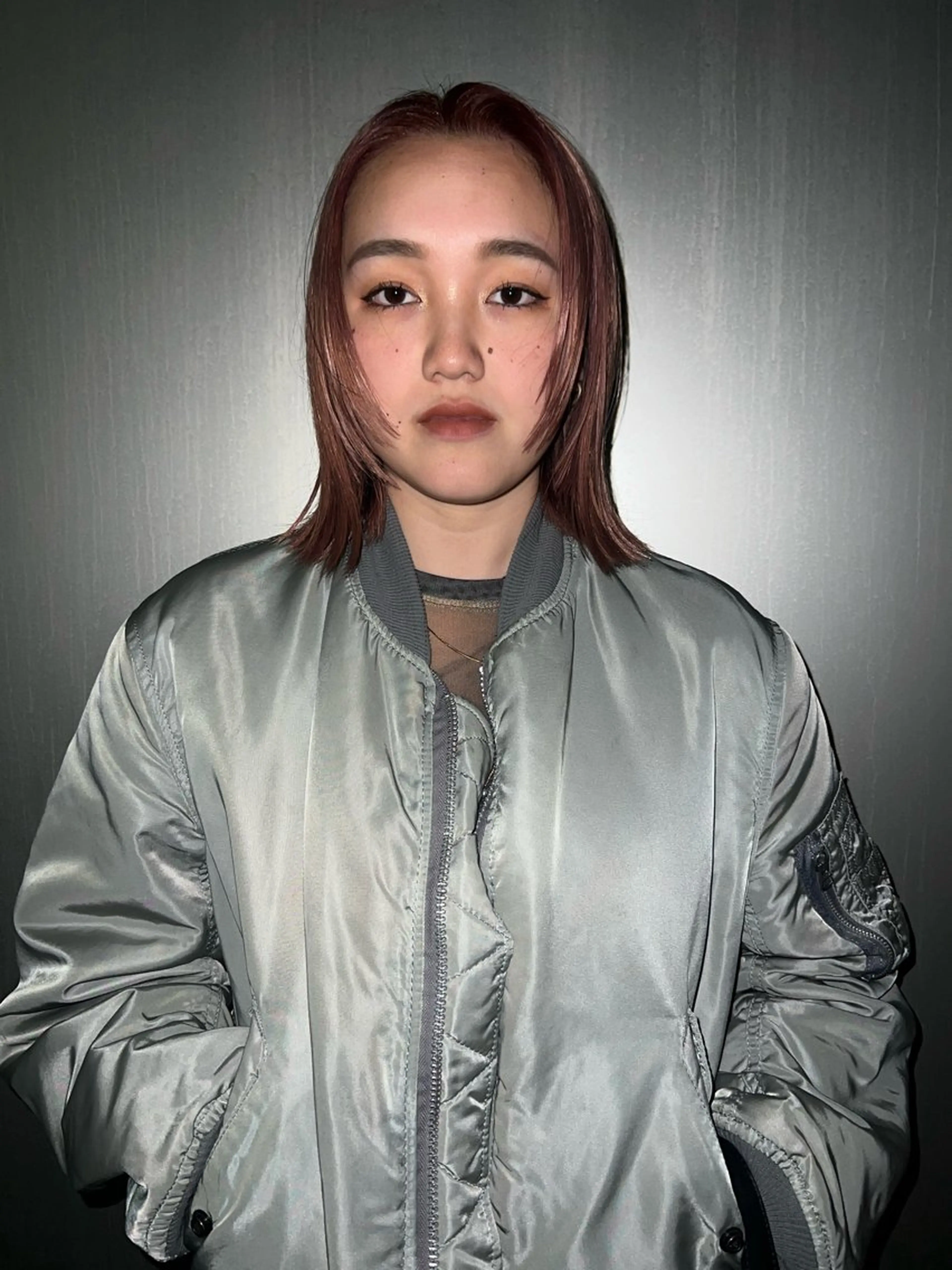 ミディアム レイヤー/ 透明感SHIMAのヘアスタイル