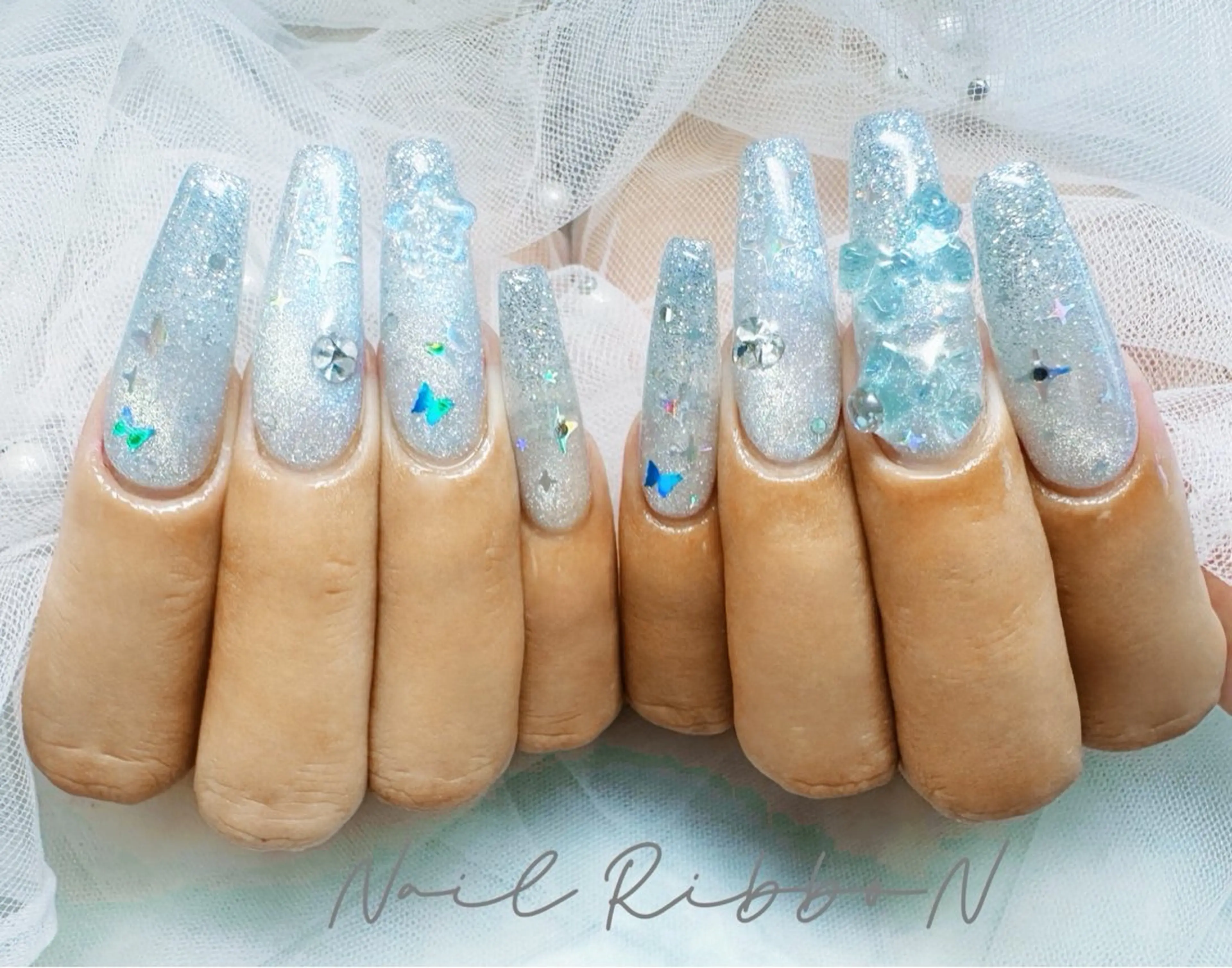 ネイル ネイルリボン 石田のネイルデザイン