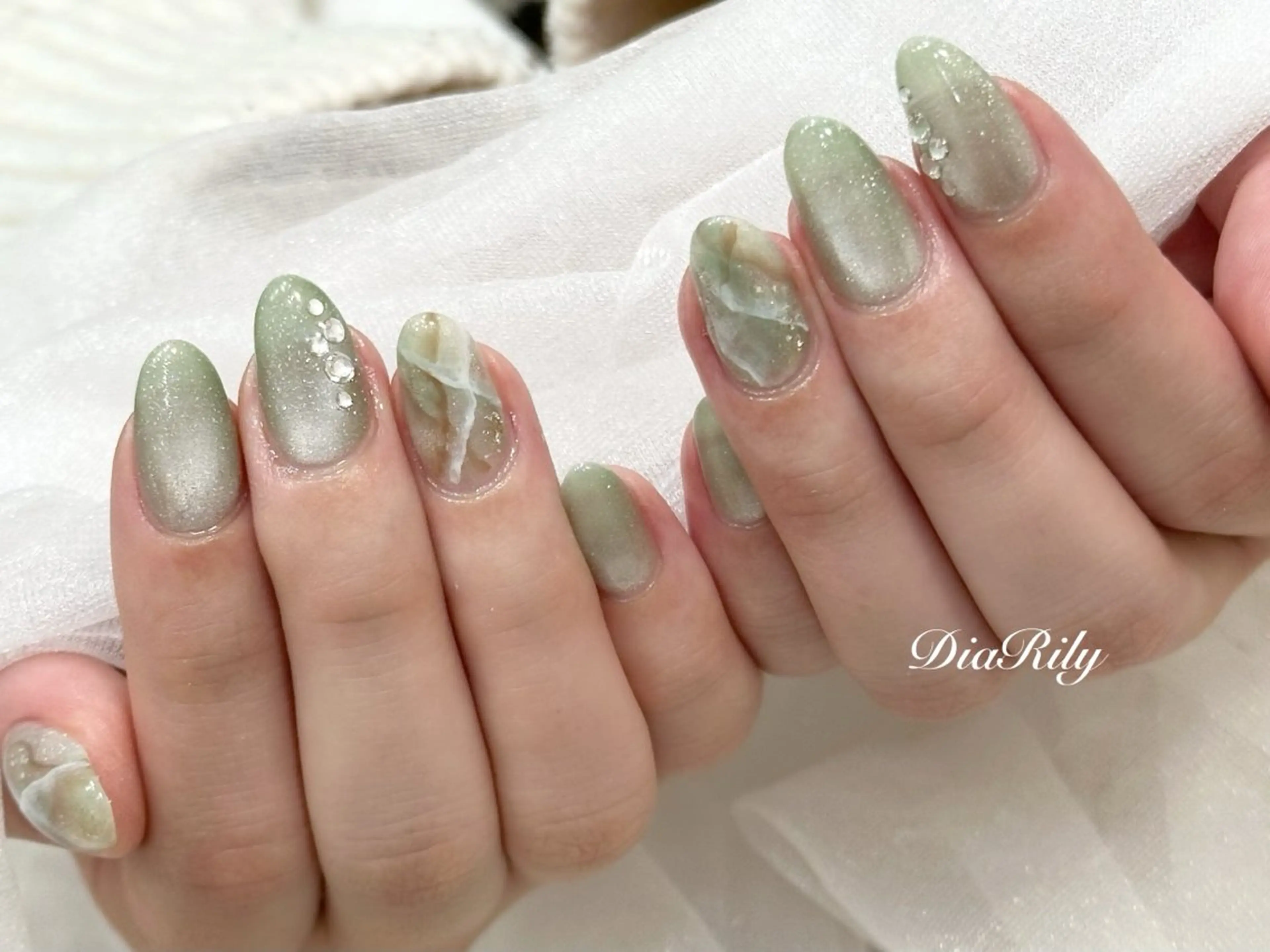 ネイル DiaRily所属・diarily はるひのネイルデザイン