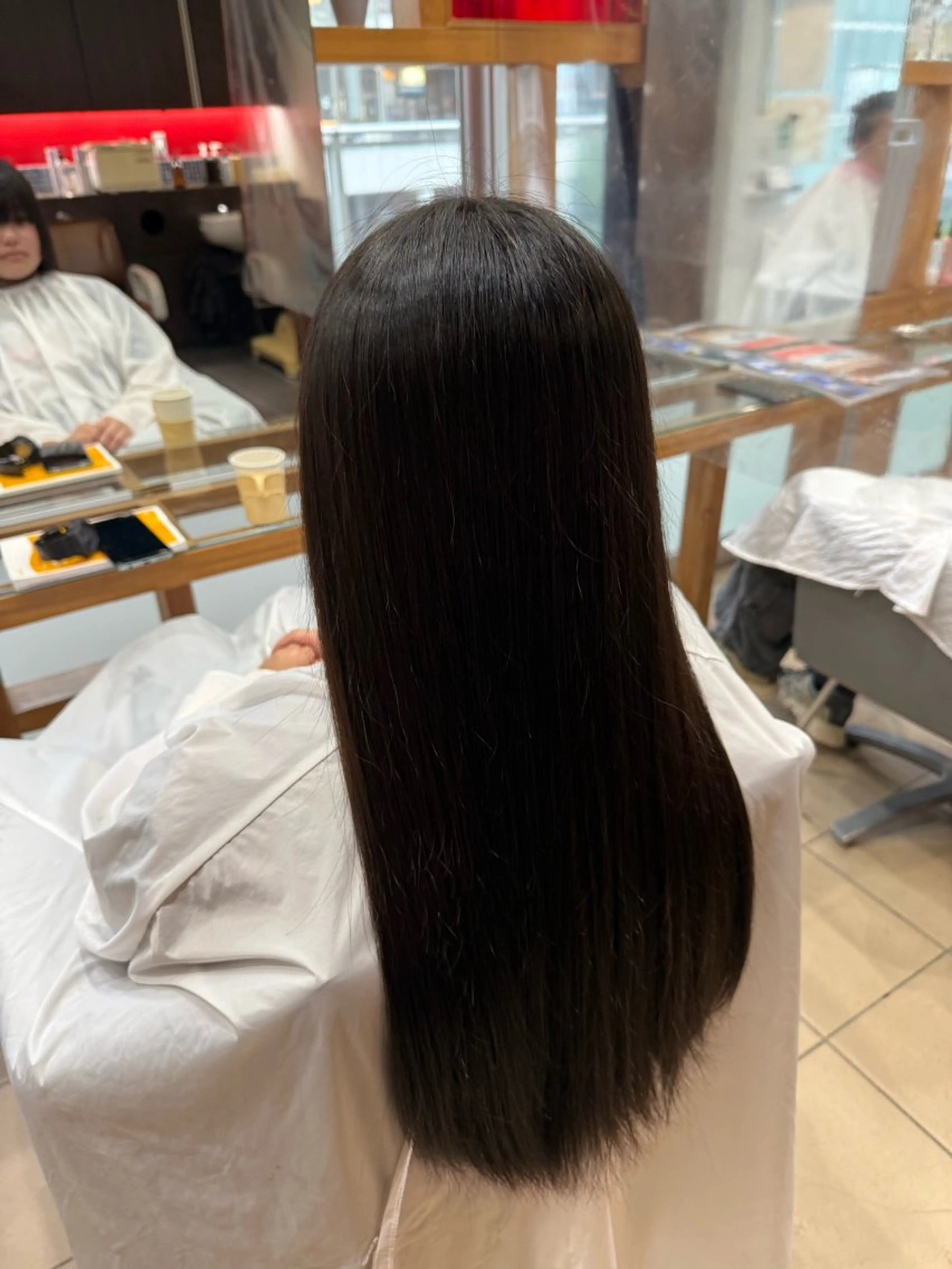 ロング 縮毛矯正 縮毛矯正 レイヤーカット/ 縮毛矯正/海音のヘアスタイル