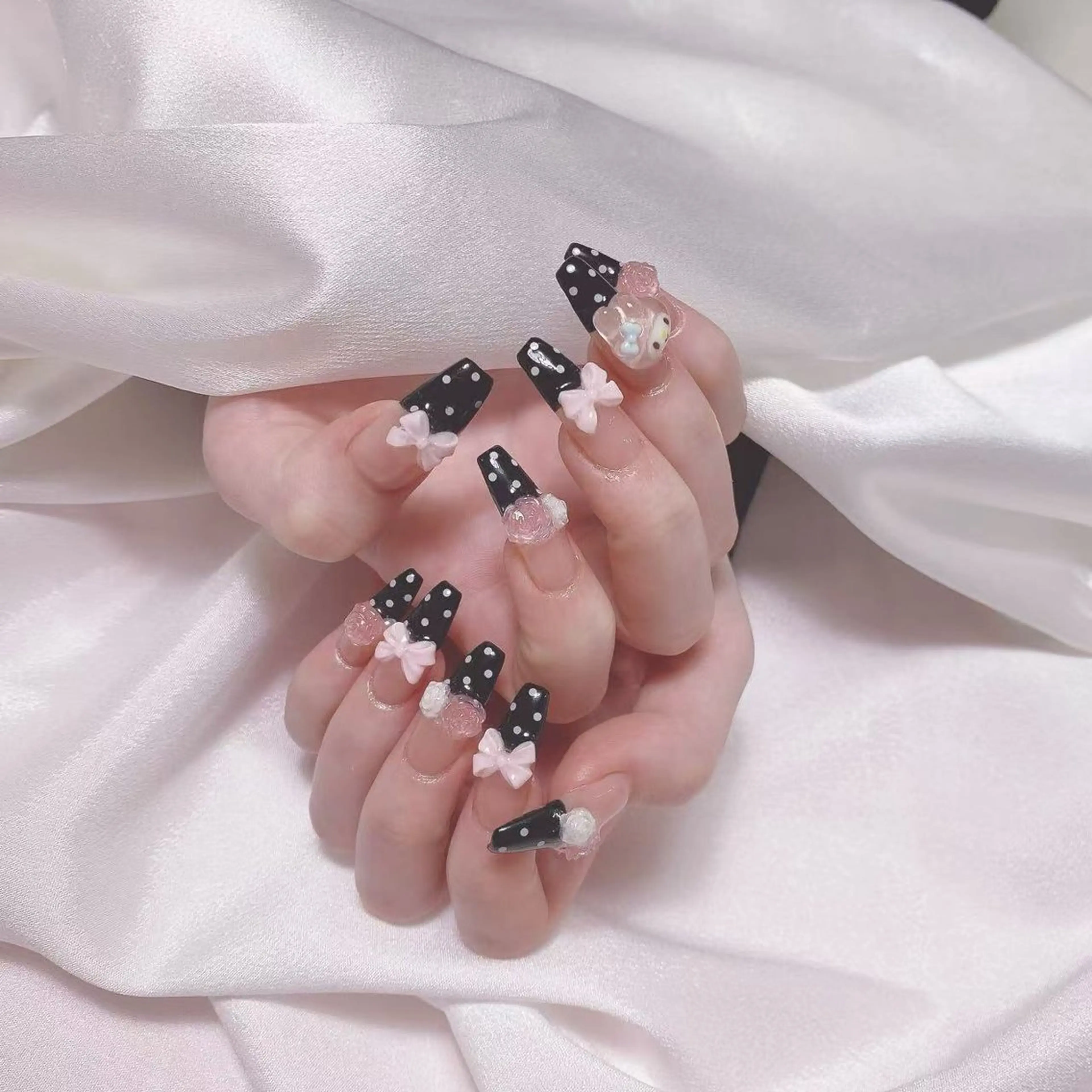 ネイル ジョリ kasumi🌹💅のネイルデザイン