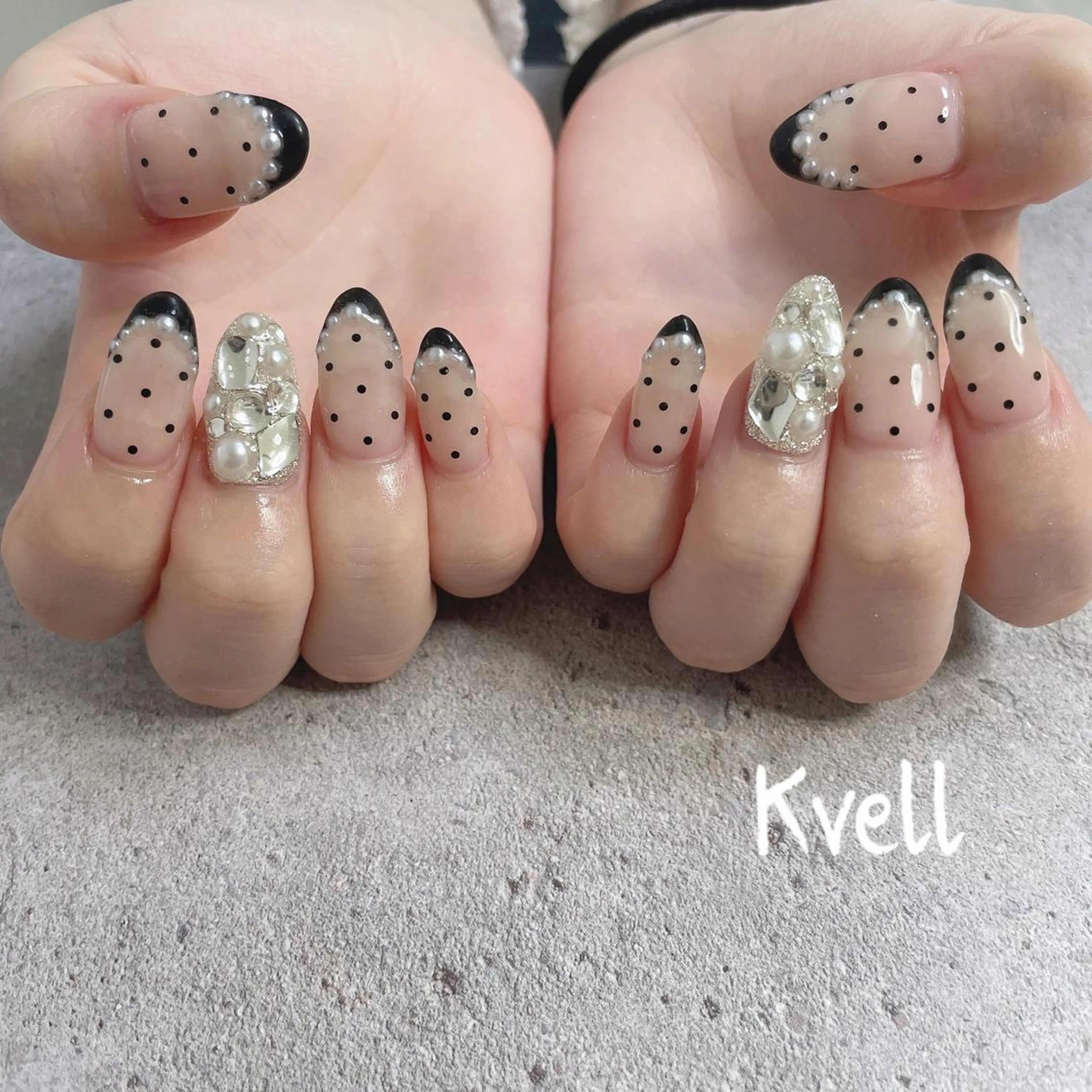 ネイル ドット ハンドネイル nail salon  Kvell所属・nailsalon Kvellのネイルデザイン