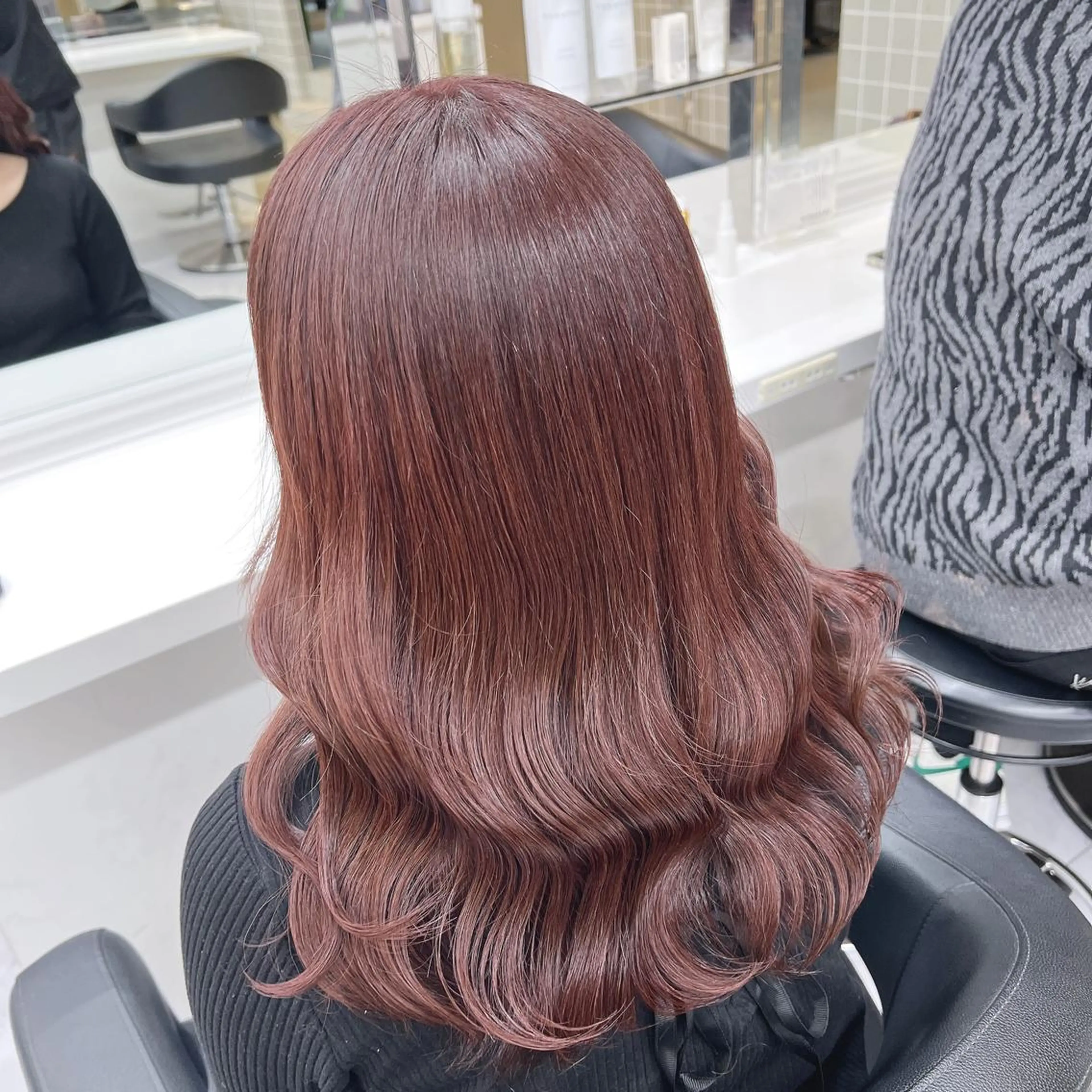 セミロング 💖札幌カラー 指名No.1💖玲奈のヘアスタイル