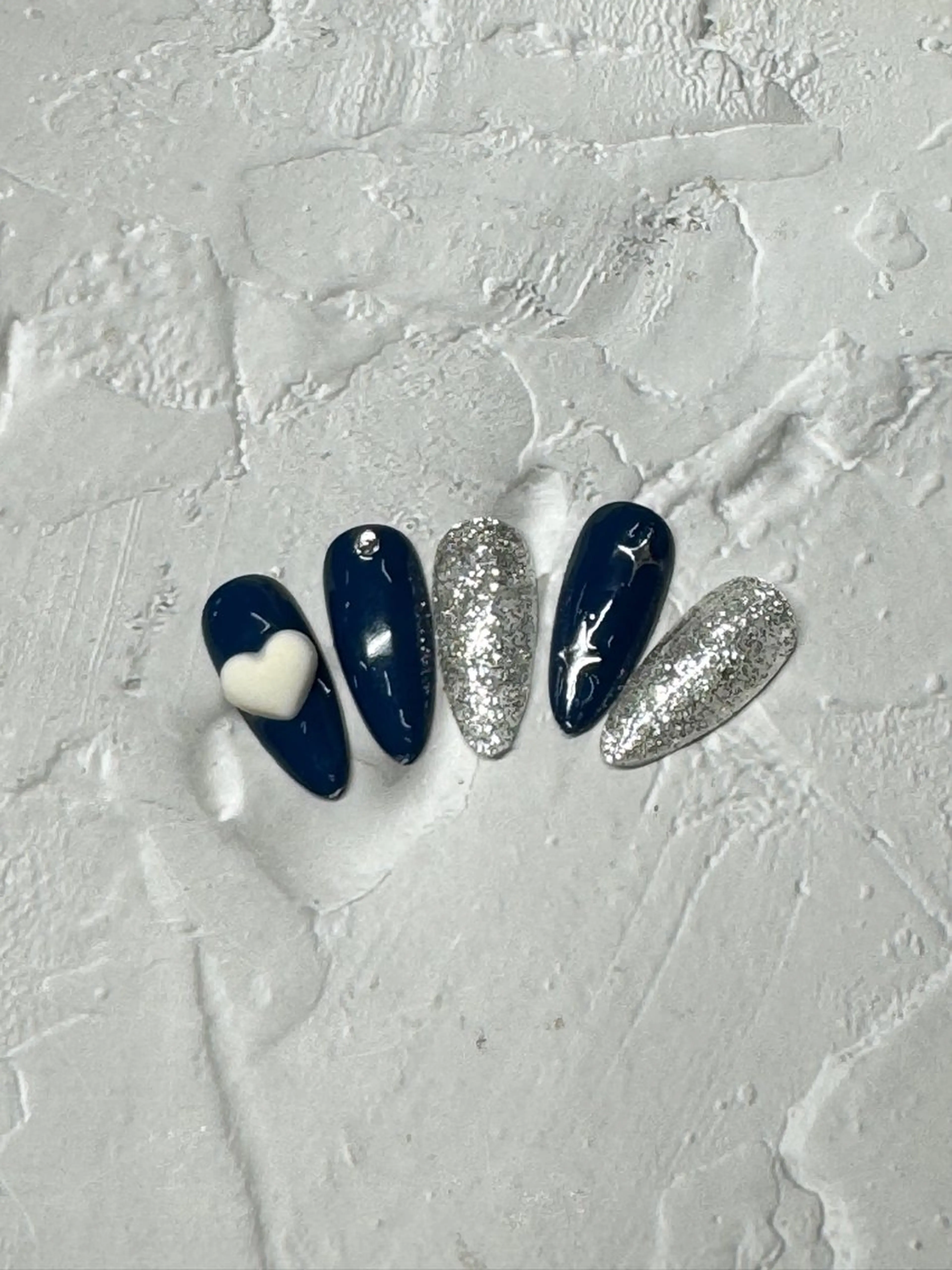 ネイル kelly ．のネイルデザイン