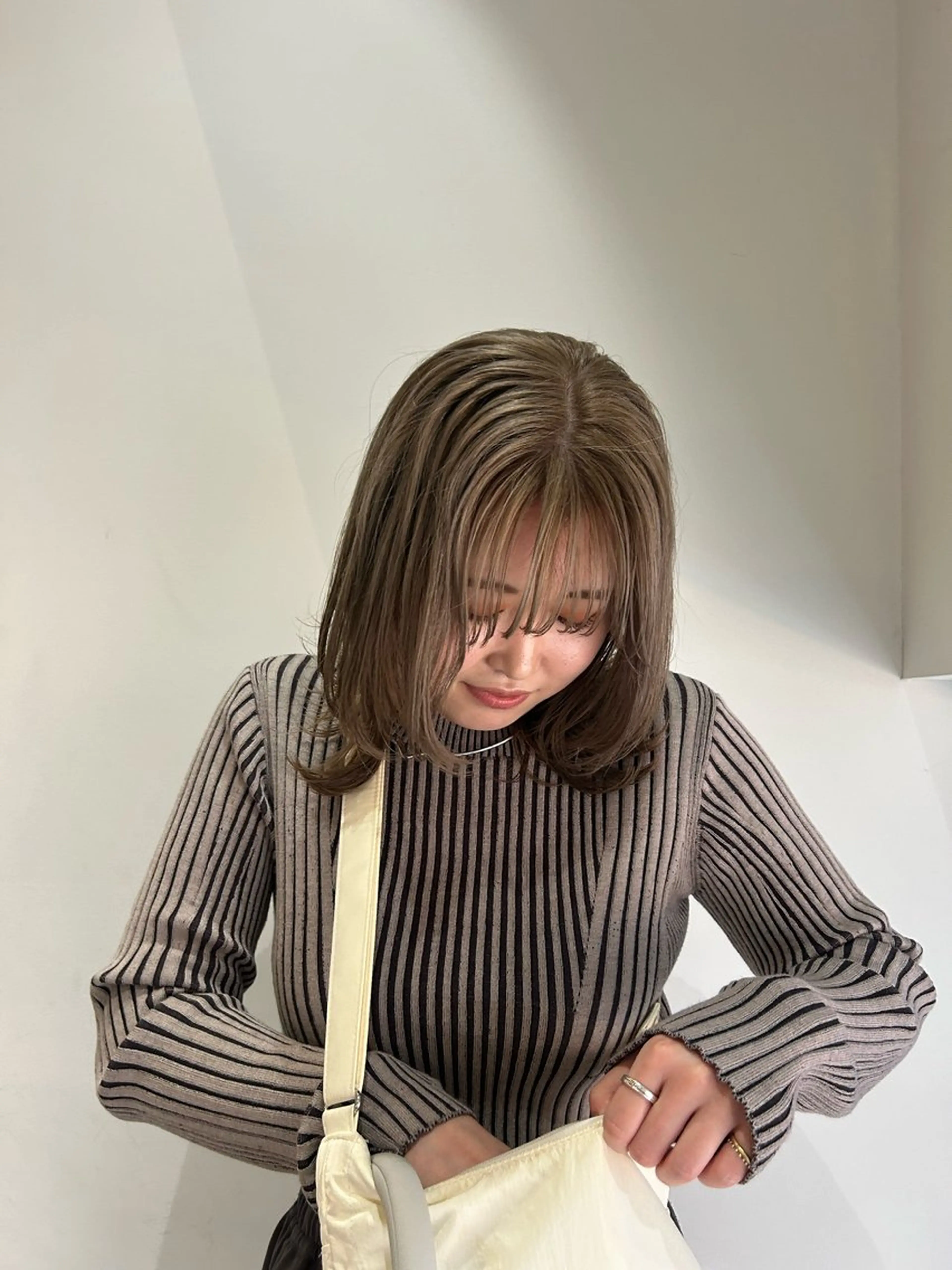 ミディアム ヘアカラー hana _のヘアスタイル