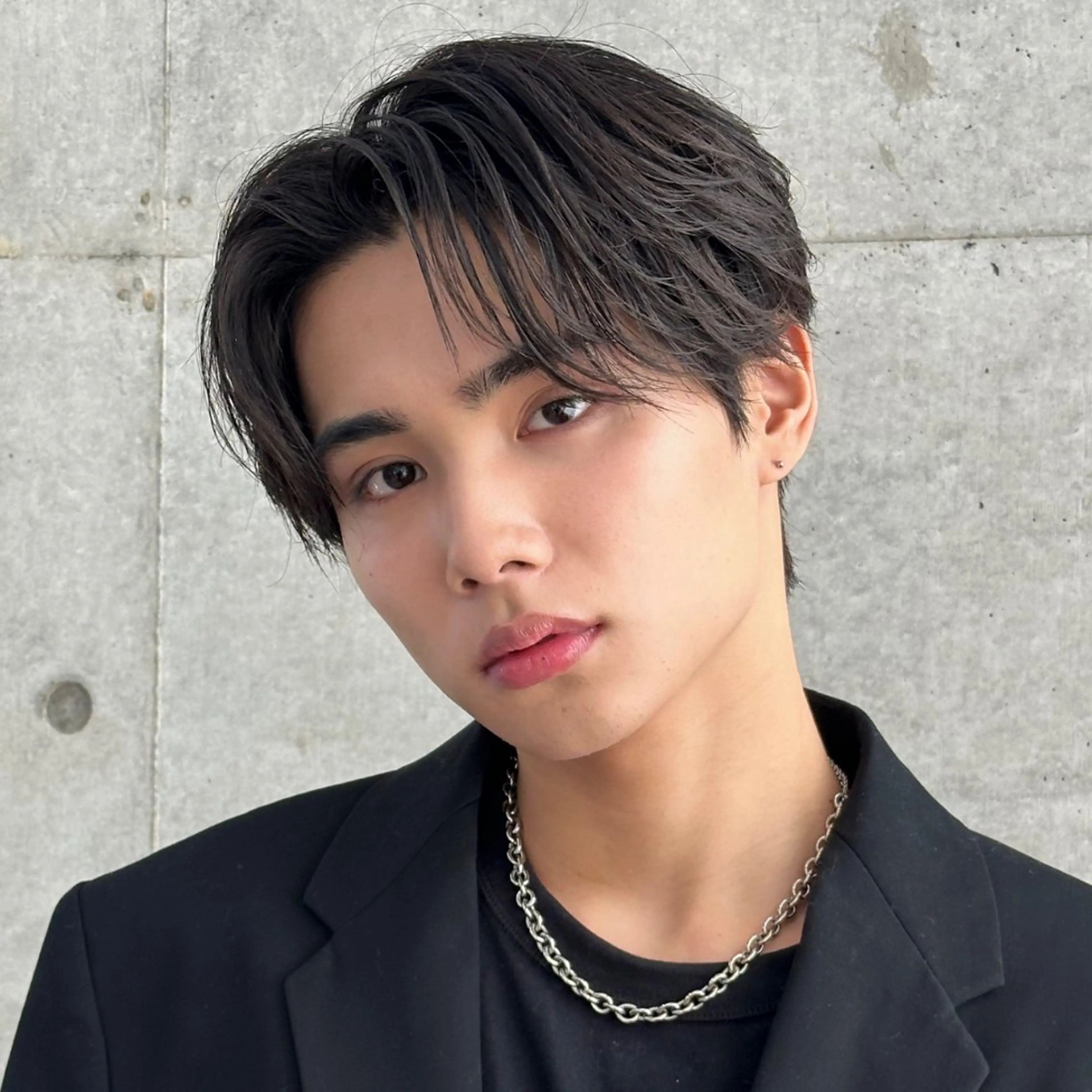 曲がる縮毛矯正＋プレミアムカラー＋メンズカット＋トリートメントの写真