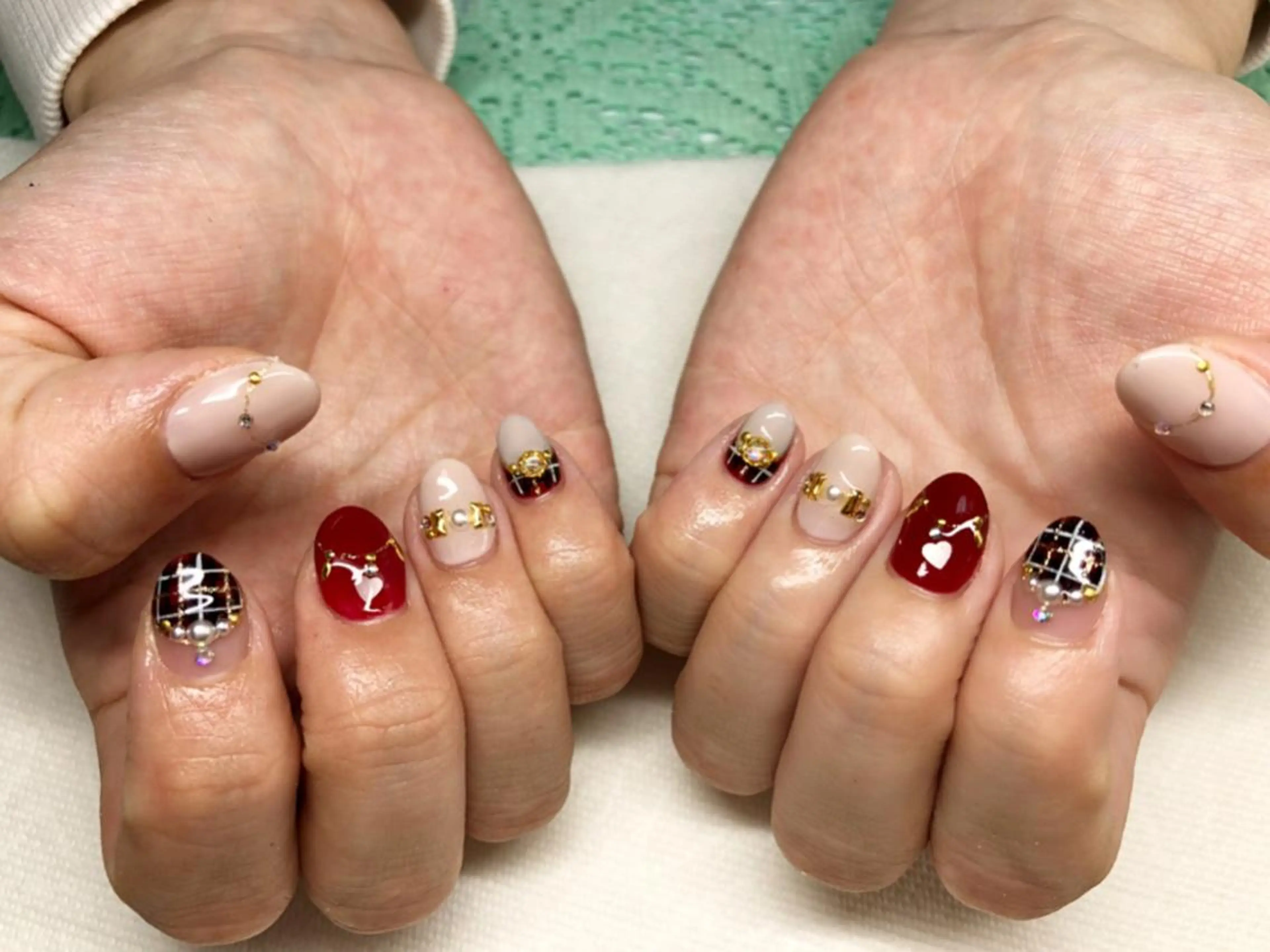 ネイル Li'leaNail AINAのネイルデザイン