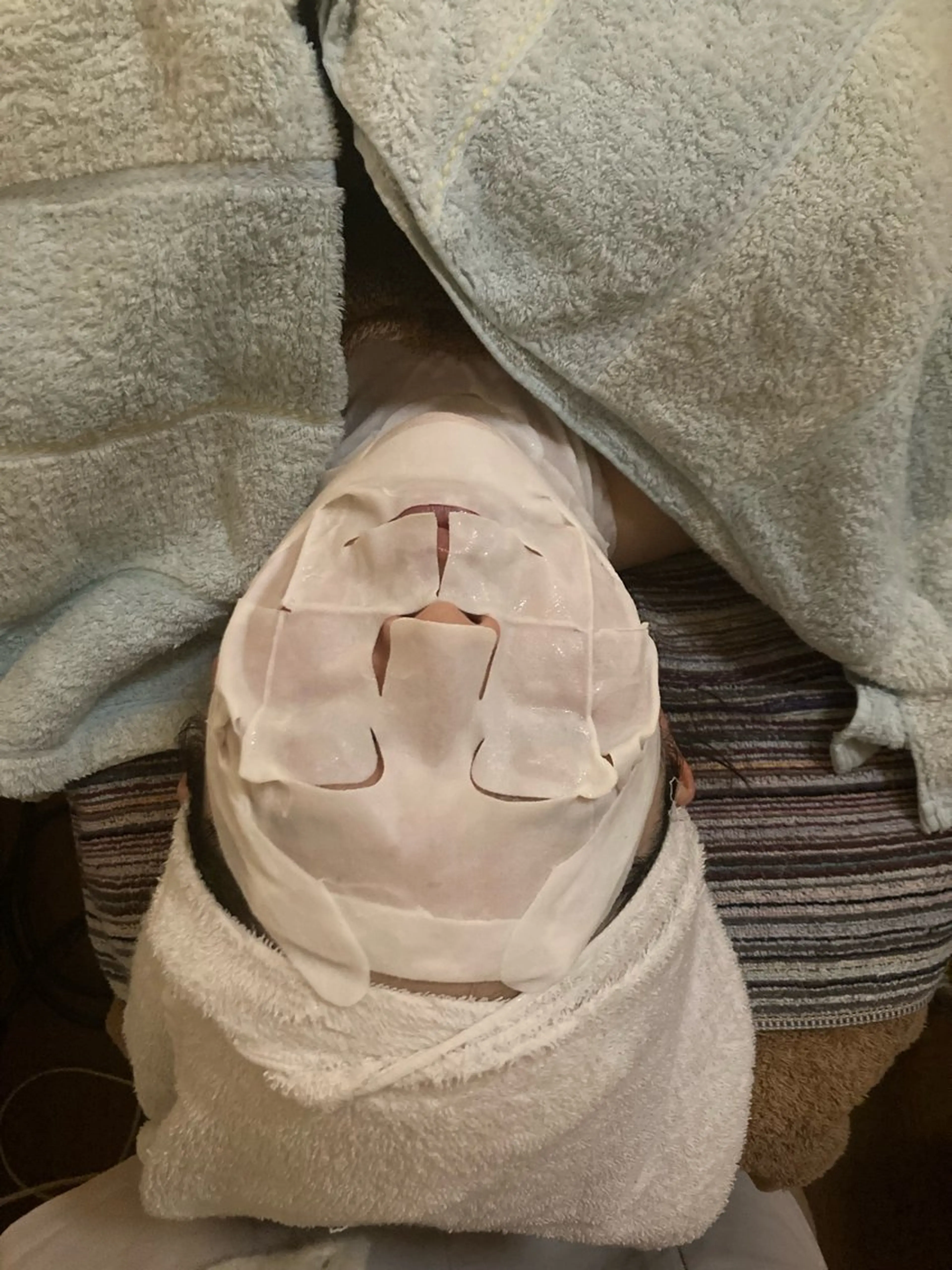 老廃物を流したい小顔になりたい方にオススメコース💜アドバンスコース➕エイジングケア➕オーセントマスクの写真